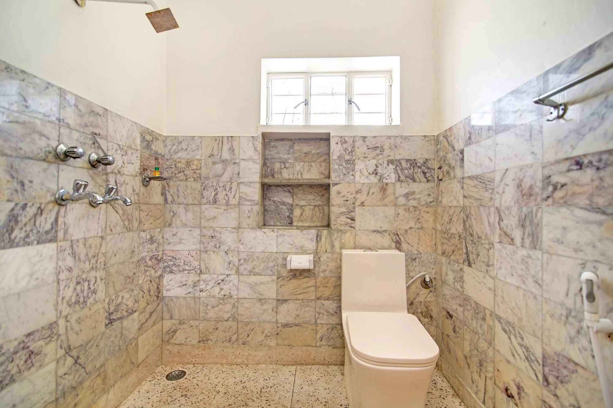 Bathroom in Hotel Pink Palace