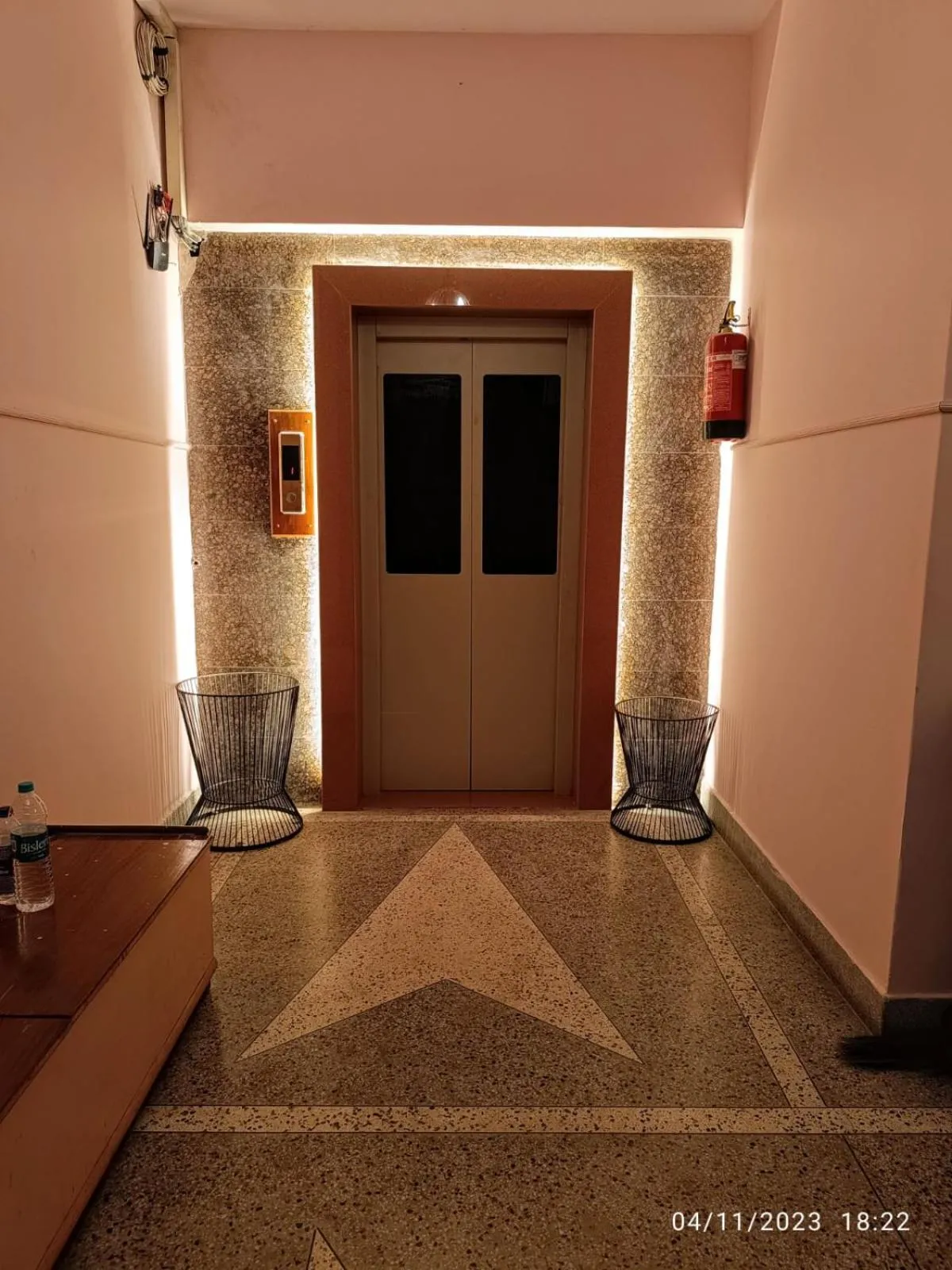 elevator in Hotel Pink Palace