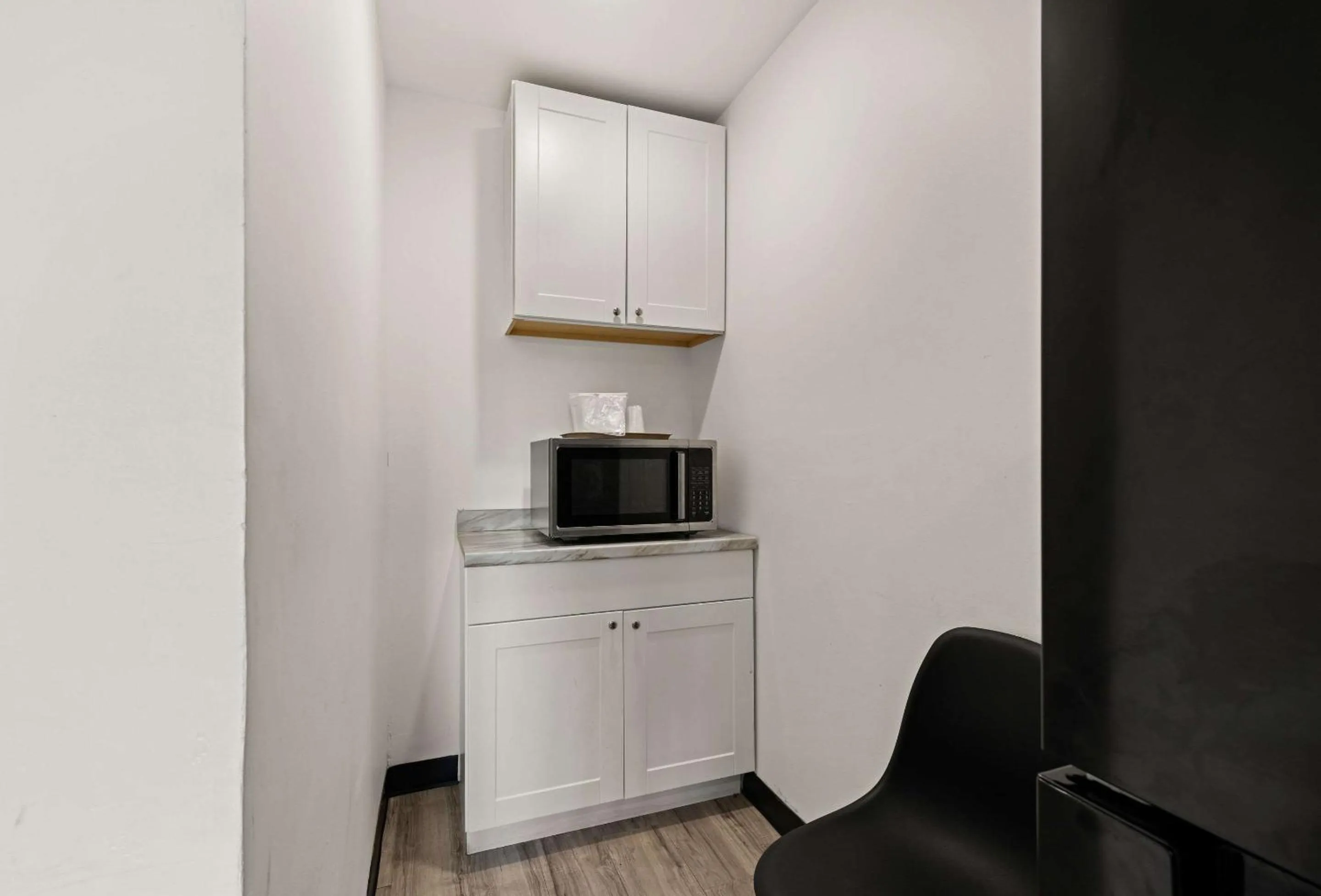 Bedroom in Rodeway Inn Charlotte Independence Blvd