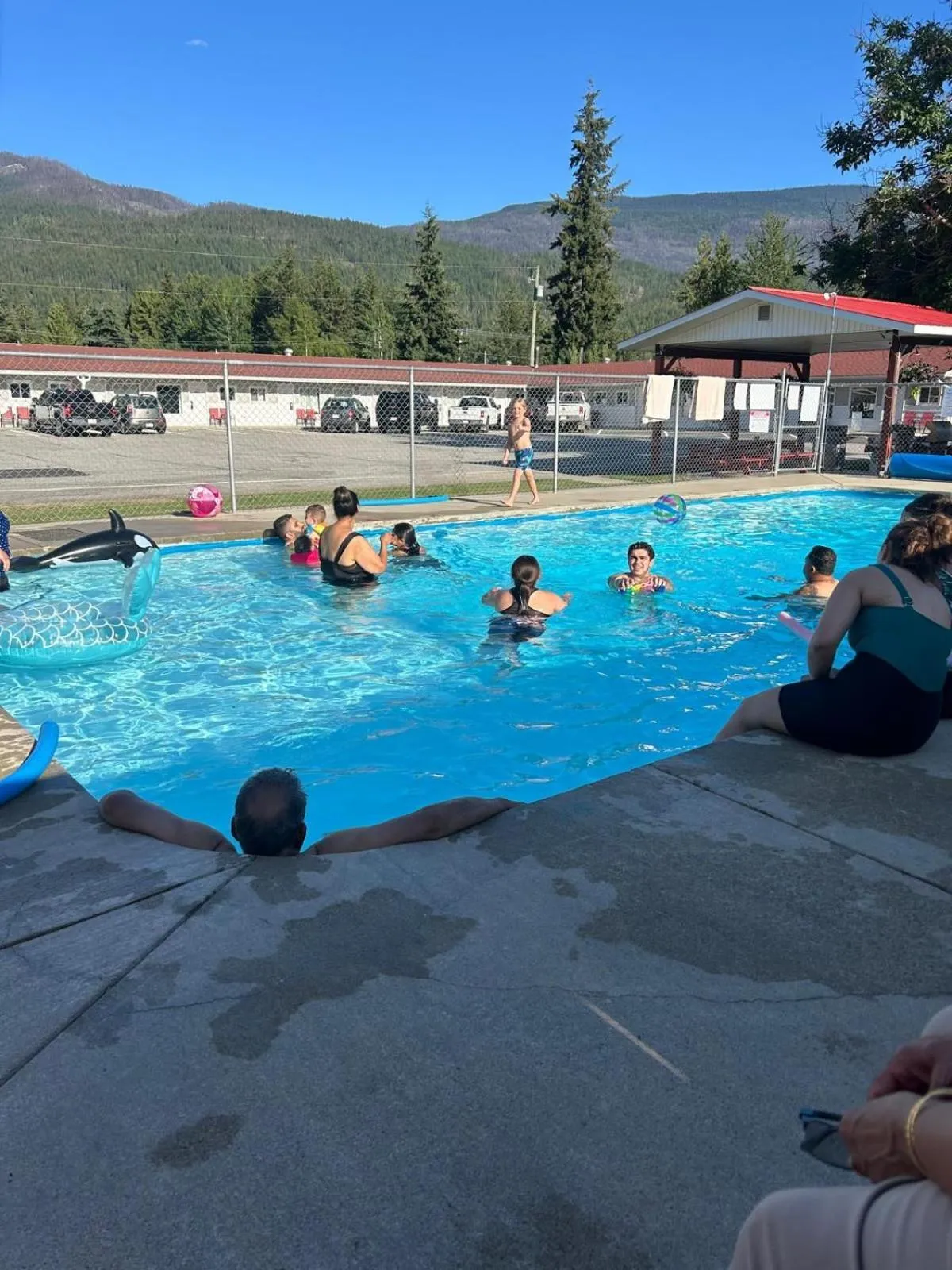 Day in Paradise Motel