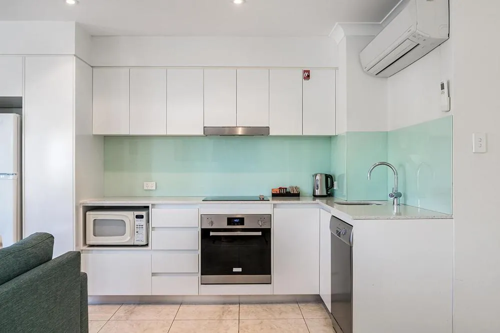 Kitchen or kitchenette in Bayview Beachfront Apartments, in town right on the beach