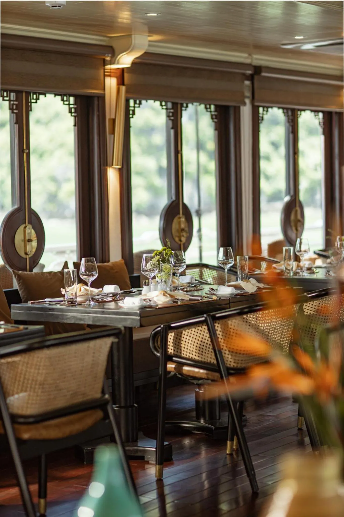 Restaurant/places to eat in The Au Co Cruise - Managed by Bhaya Cruises