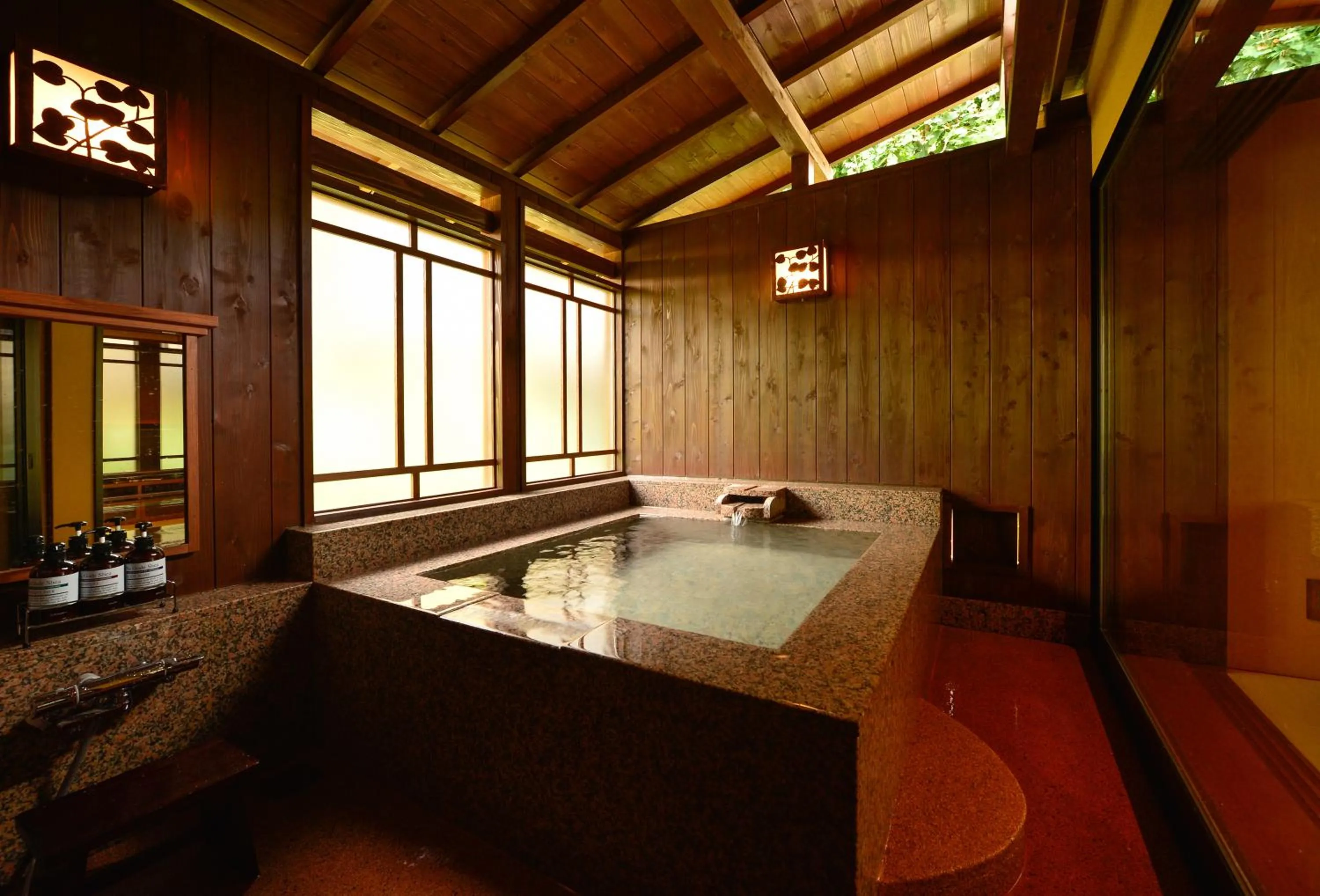 Open Air Bath in Hakone Onsen Ryokan Yaeikan