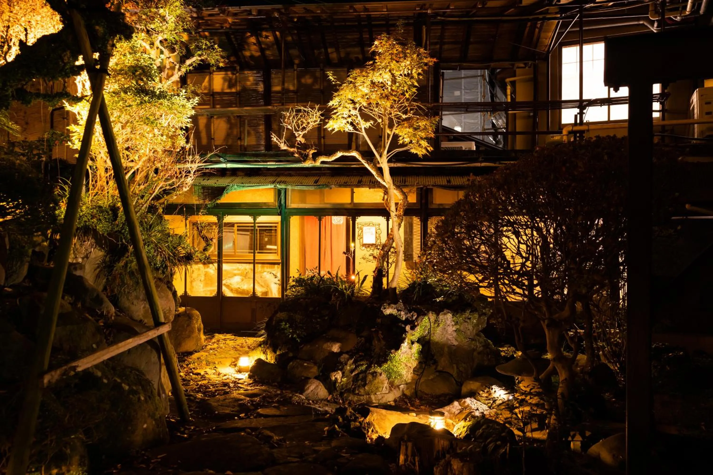 Night in Hakone Onsen Ryokan Yaeikan