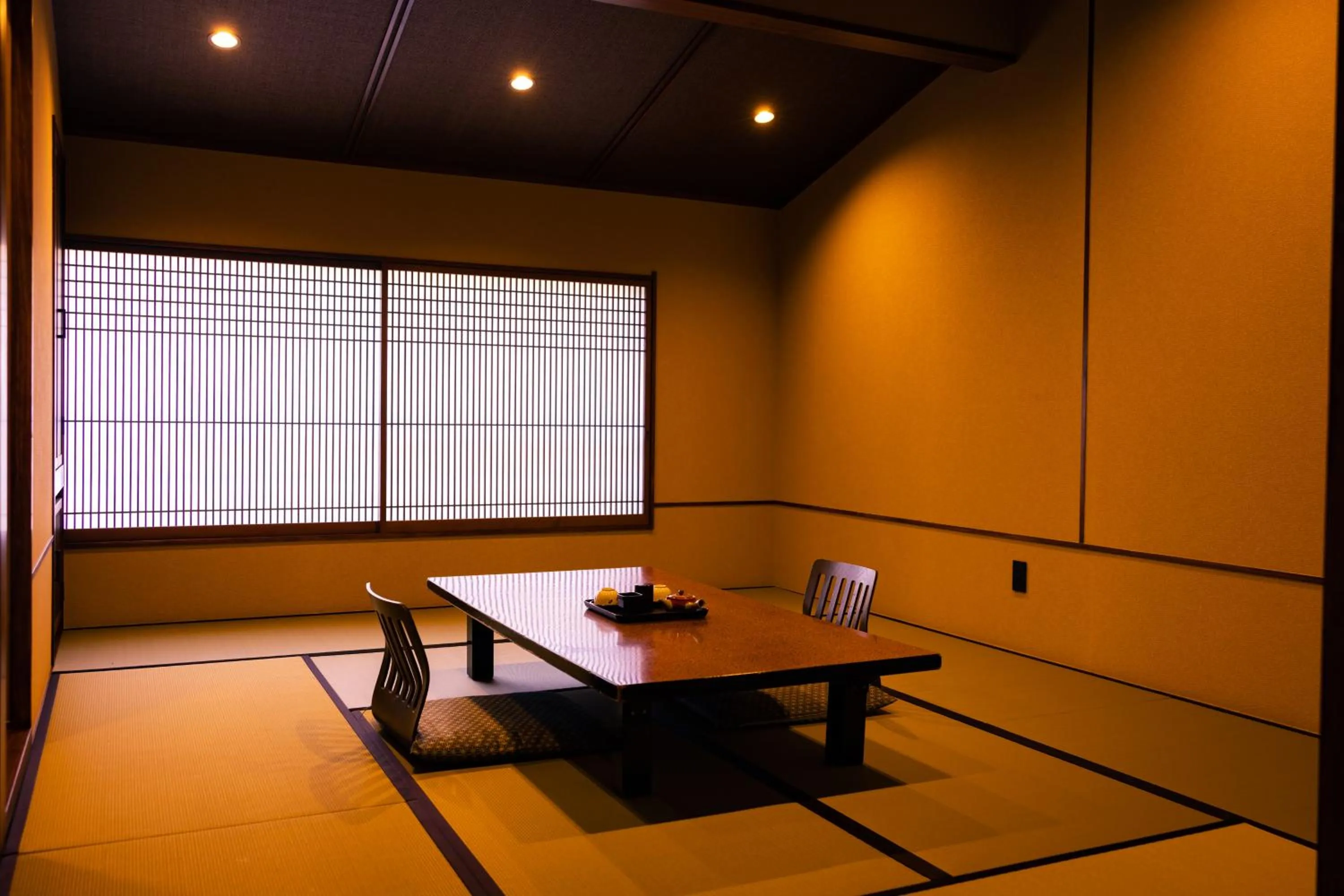 Photo of the whole room in Hakone Onsen Ryokan Yaeikan