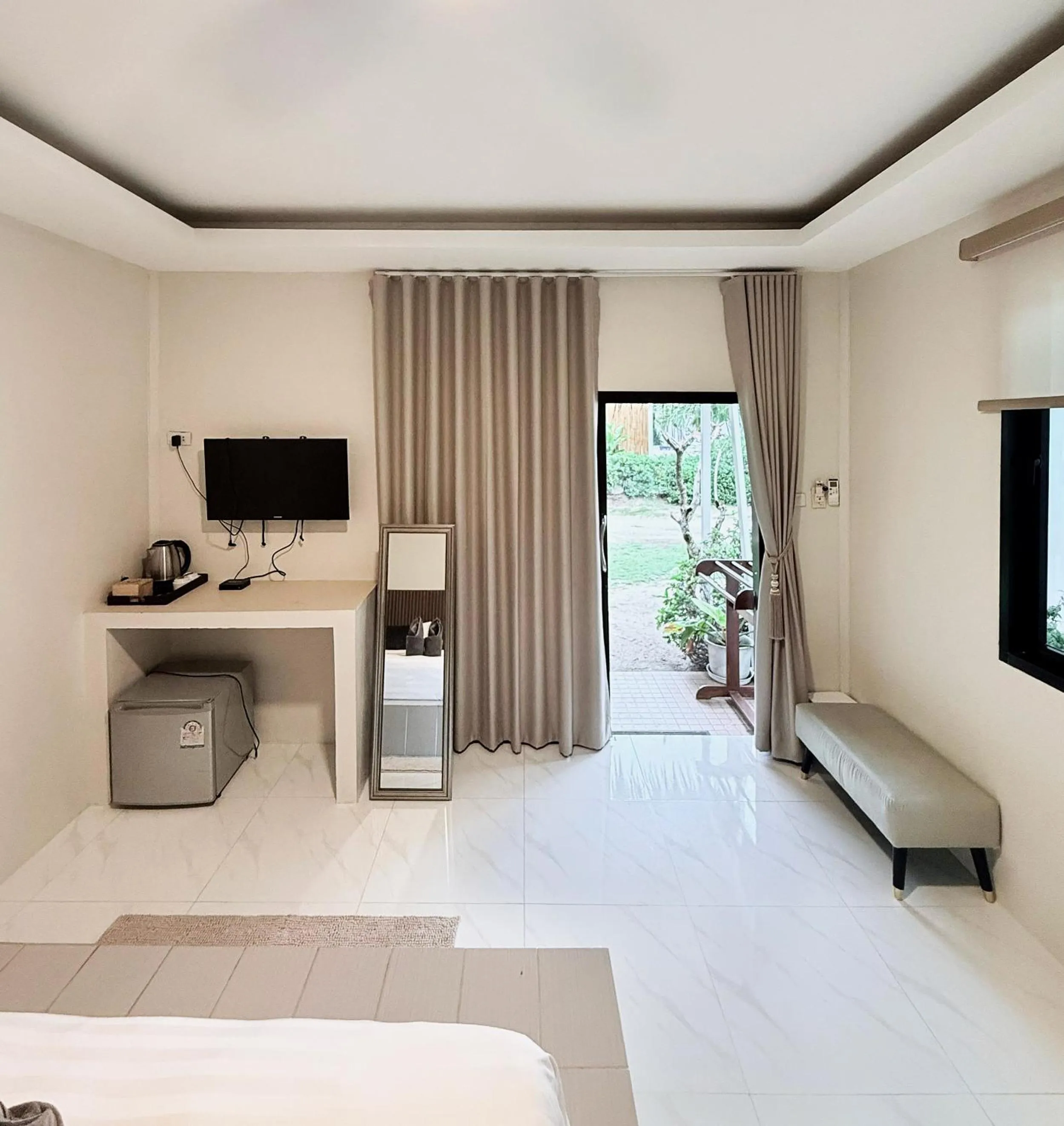 TV and multimedia, Bed in Sabaii Bay Resort