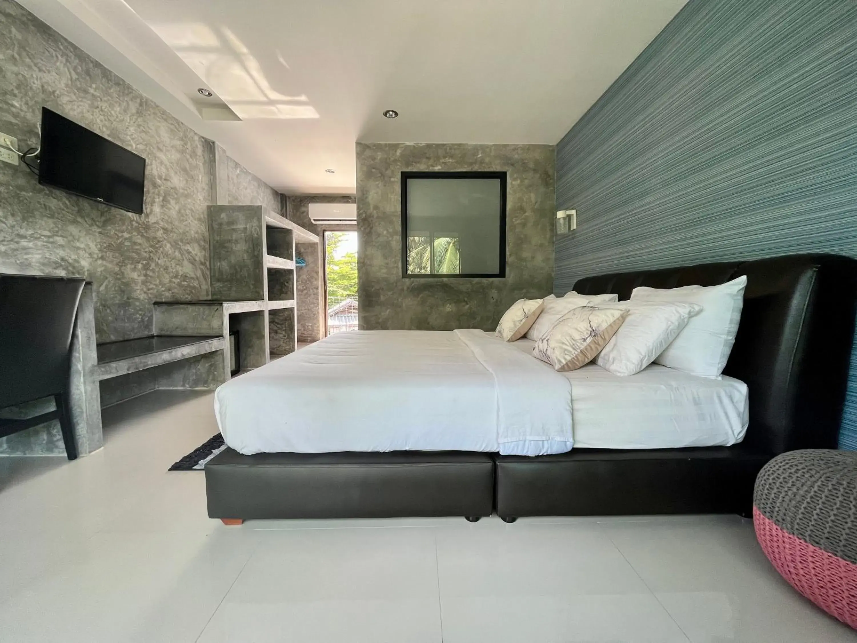 Superior Double or Twin Room in Sabaii Bay Resort Superior Double or Twin Room in Sabaii Bay Resort