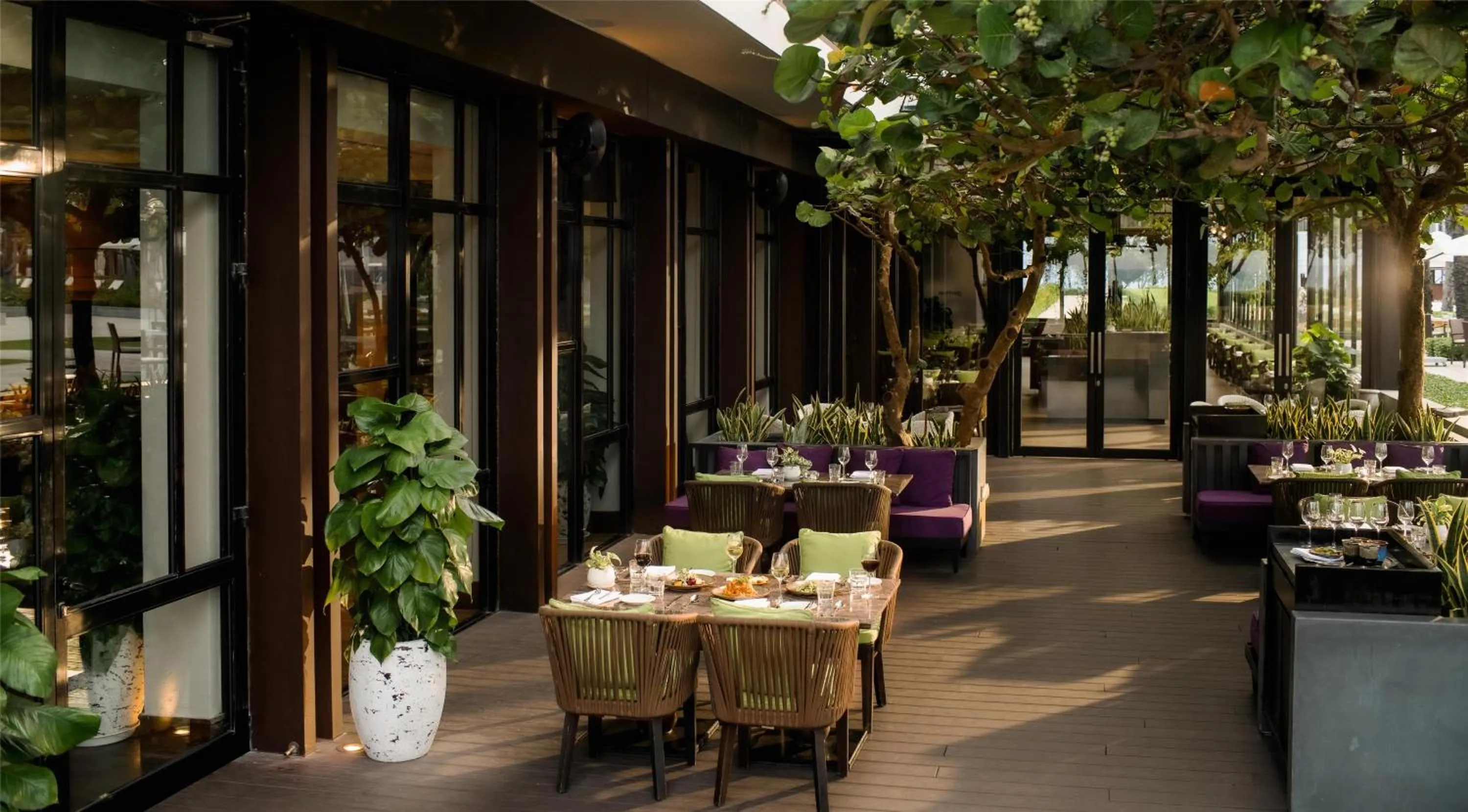 Restaurant/places to eat in Hyatt Regency Danang Resort and Spa