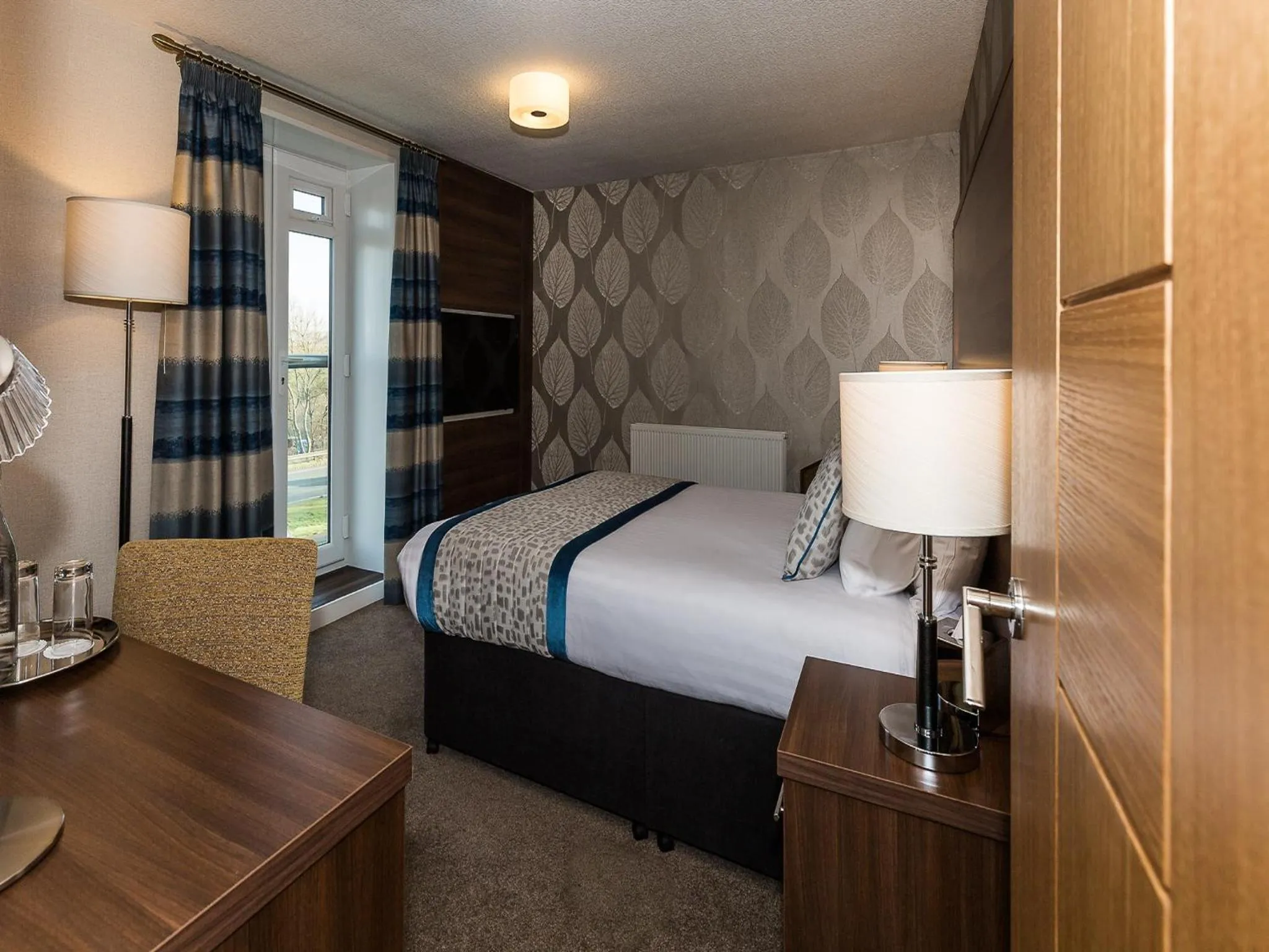 Bedroom, Bed in The Melbreak Hotel