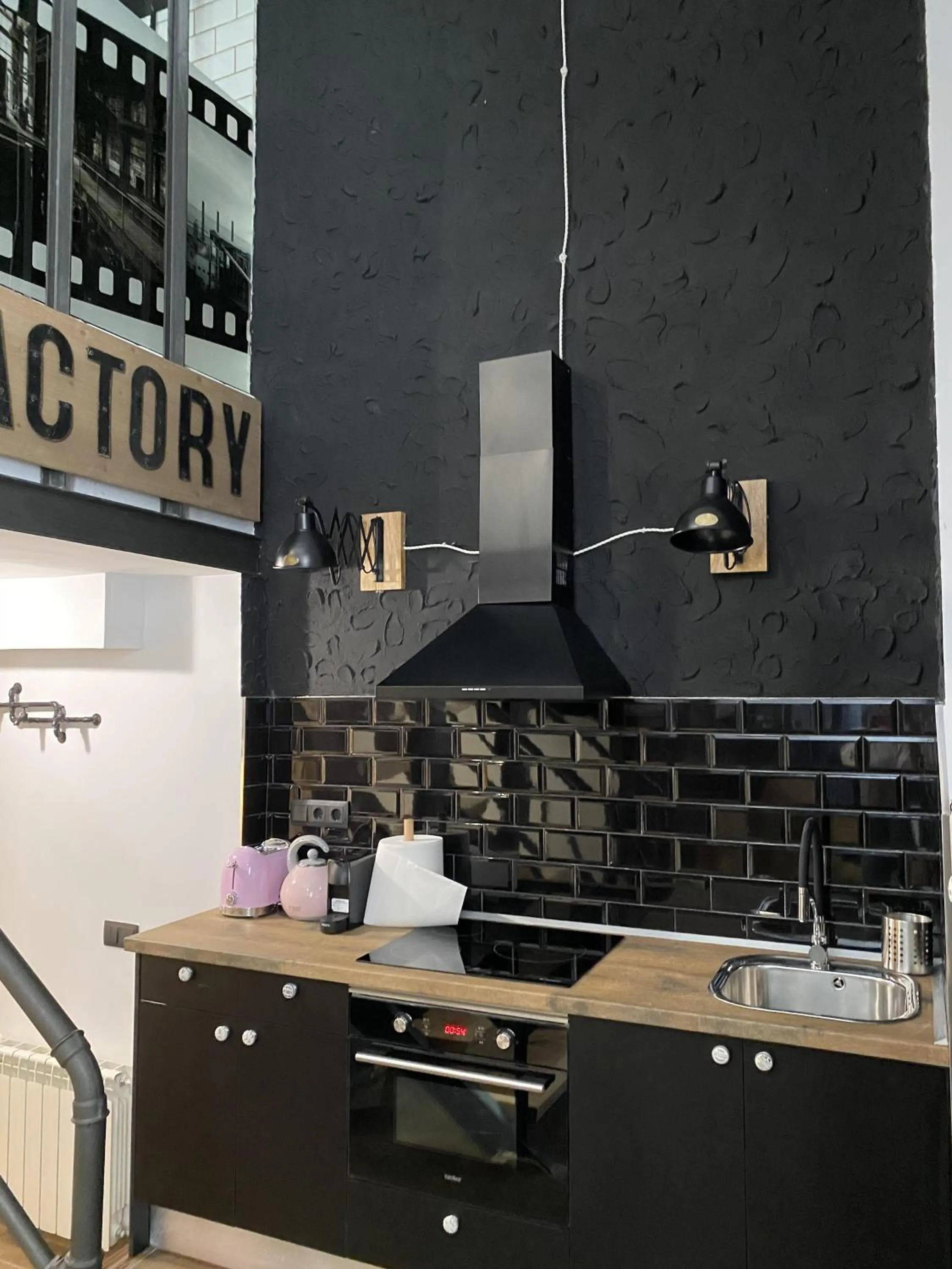 Kitchen or kitchenette in T-Homes - Cuenca