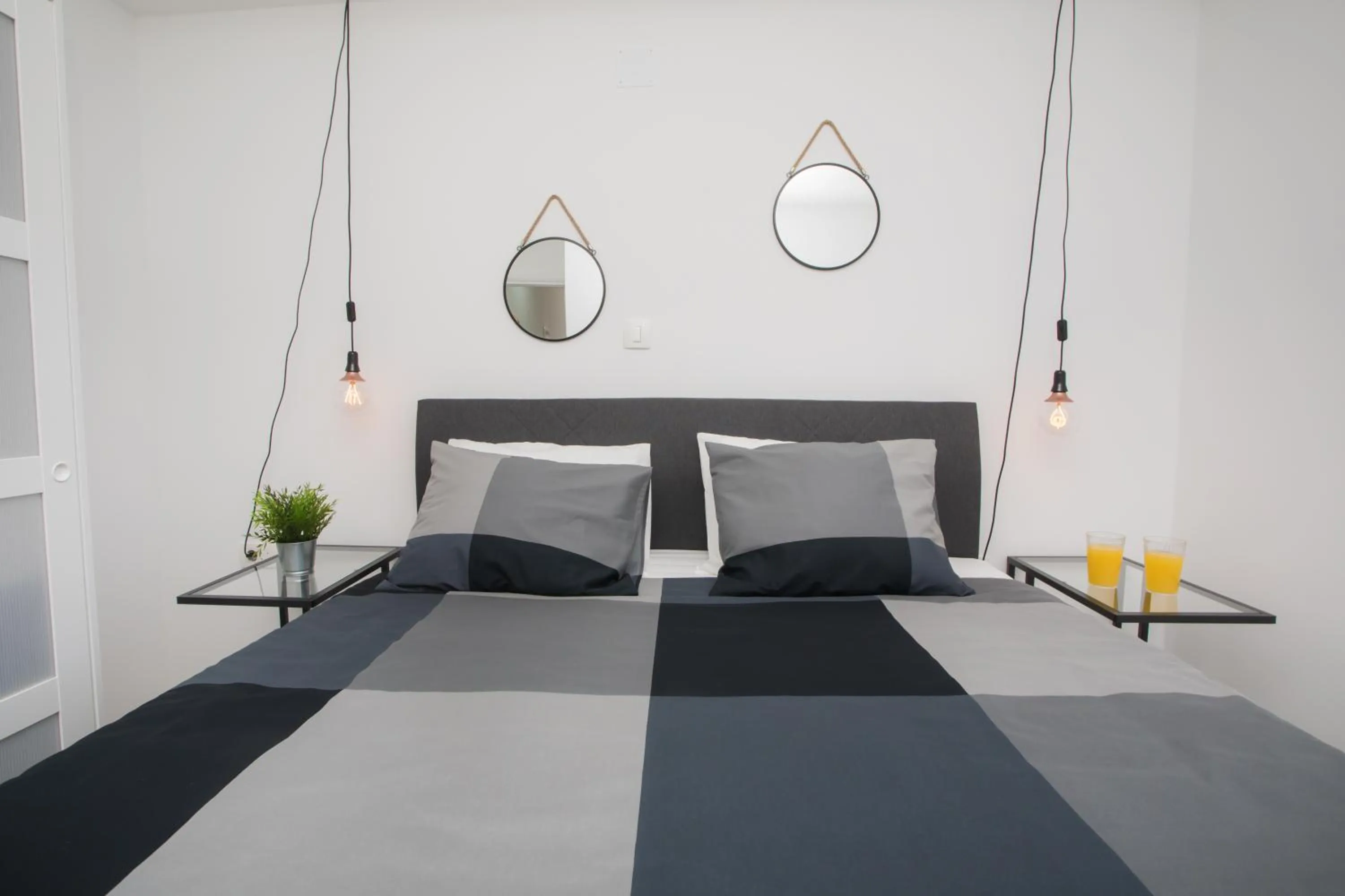 Bedroom, Bed in Danijela