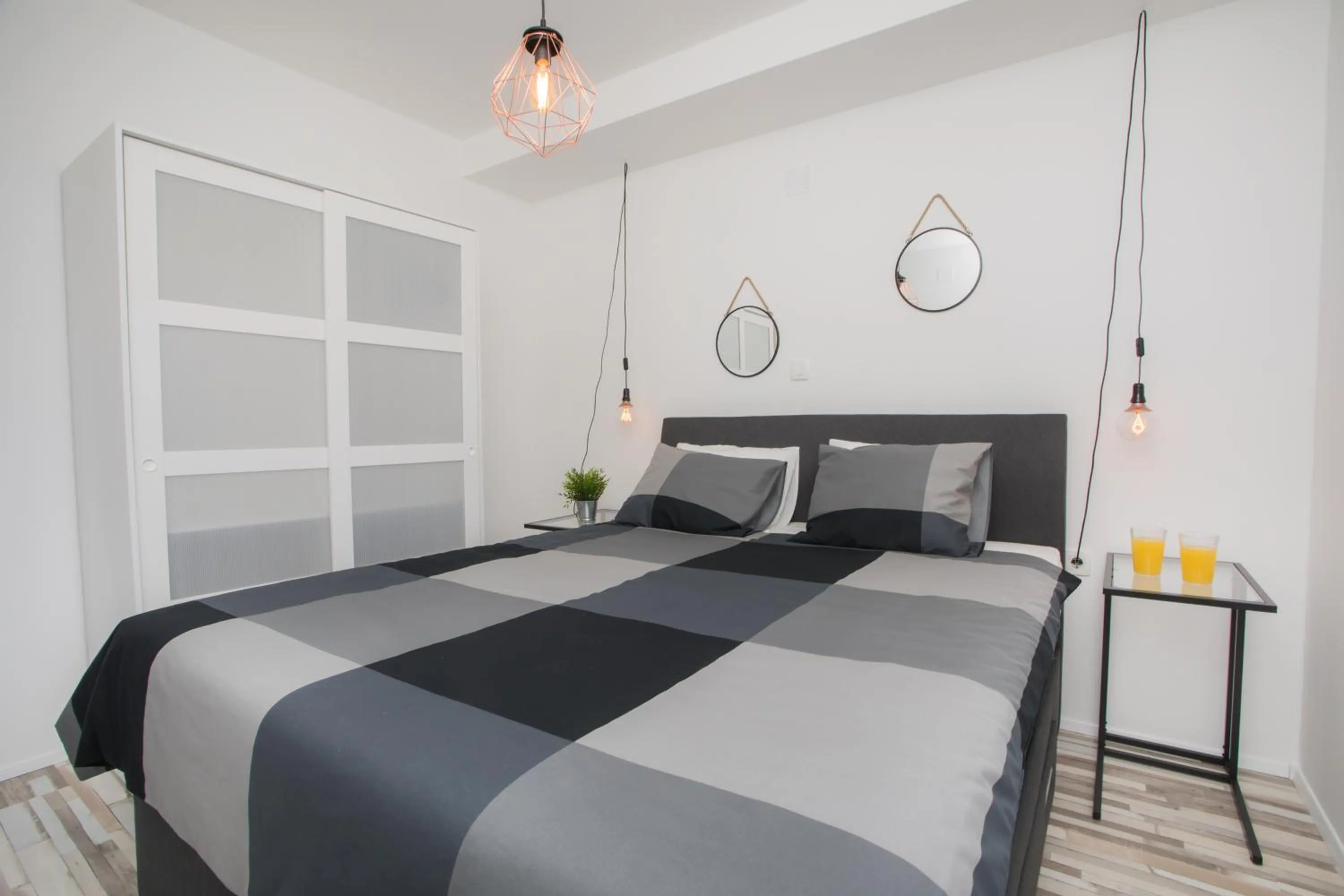 Bedroom, Bed in Danijela