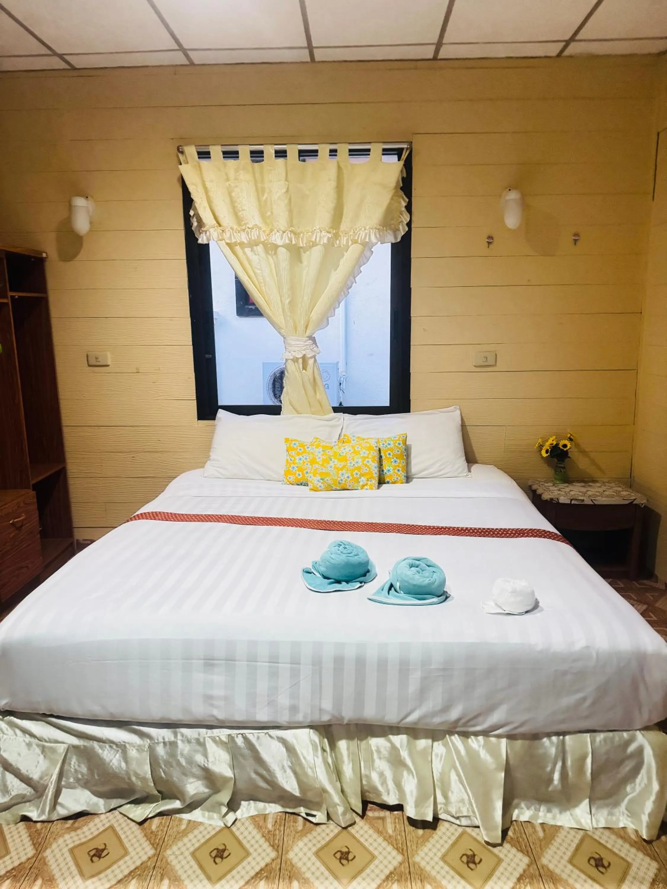 Bed in Starlight Haadrin Resort