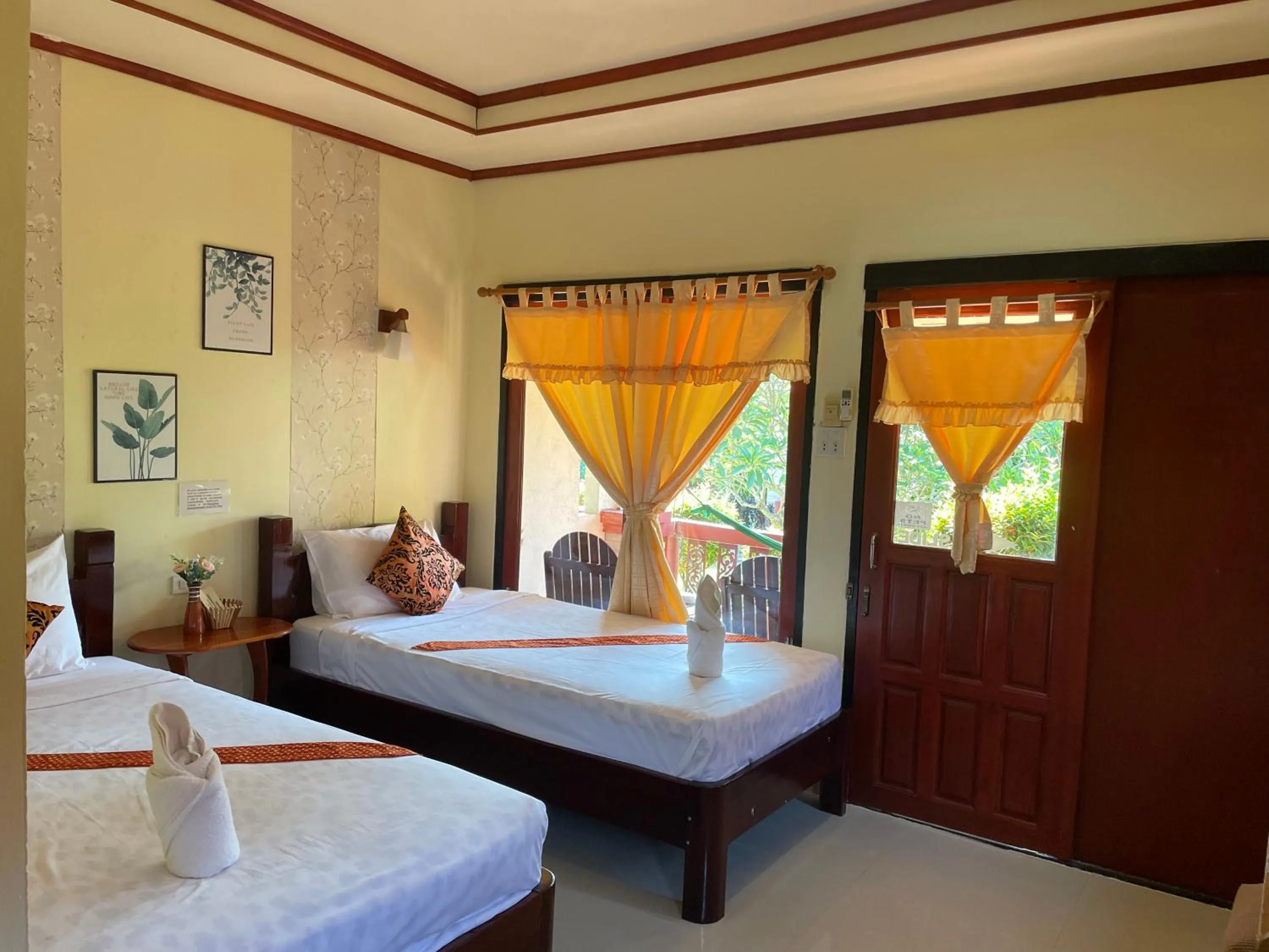 Bed in Starlight Haadrin Resort