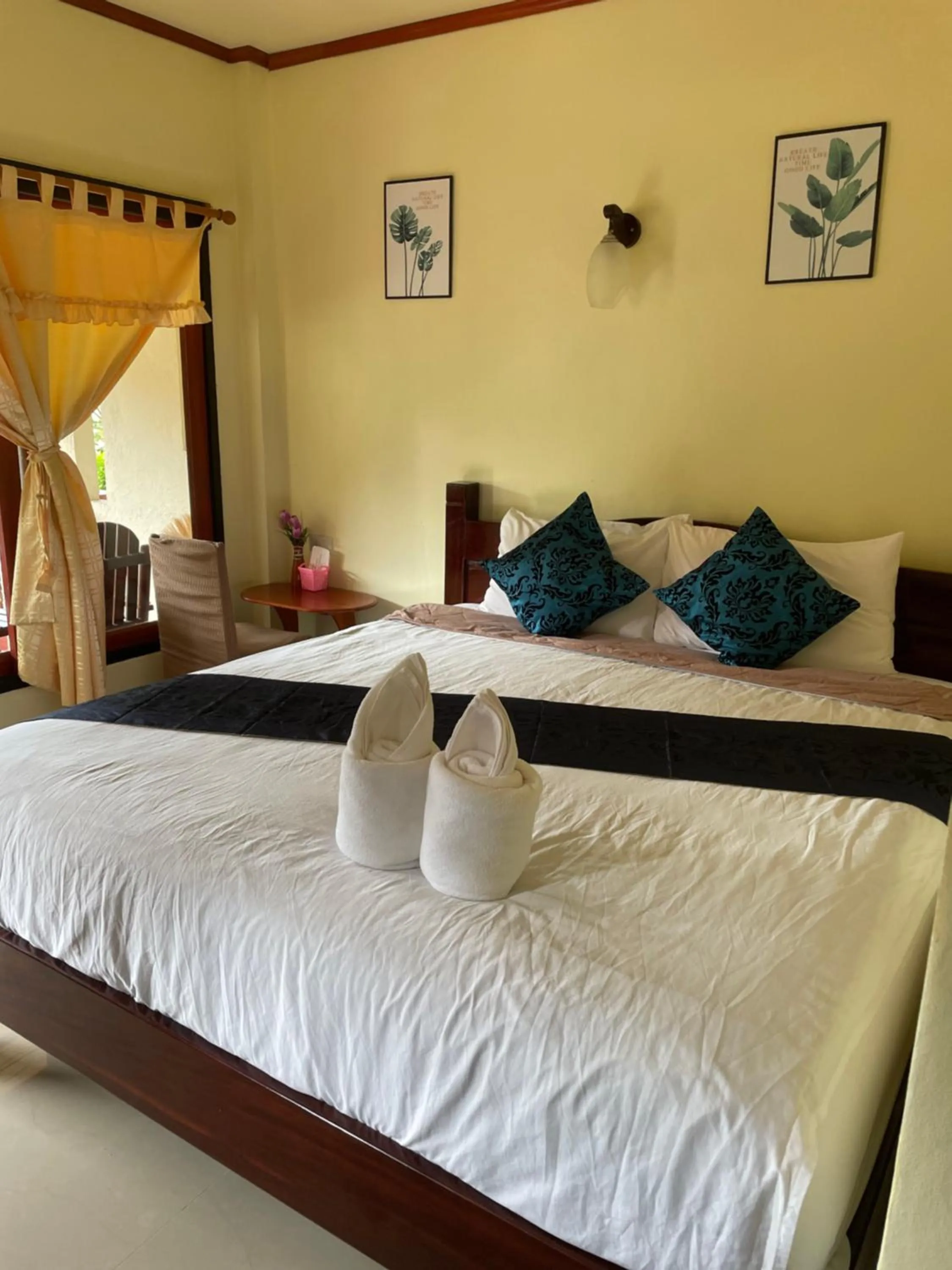 Photo of the whole room, Bed in Starlight Haadrin Resort