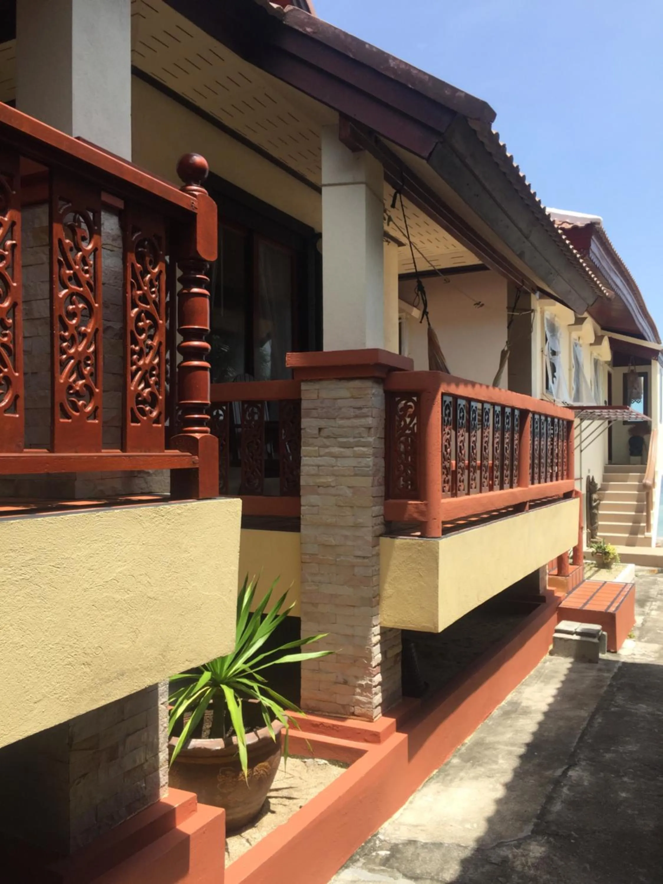 Facade/entrance in Starlight Haadrin Resort