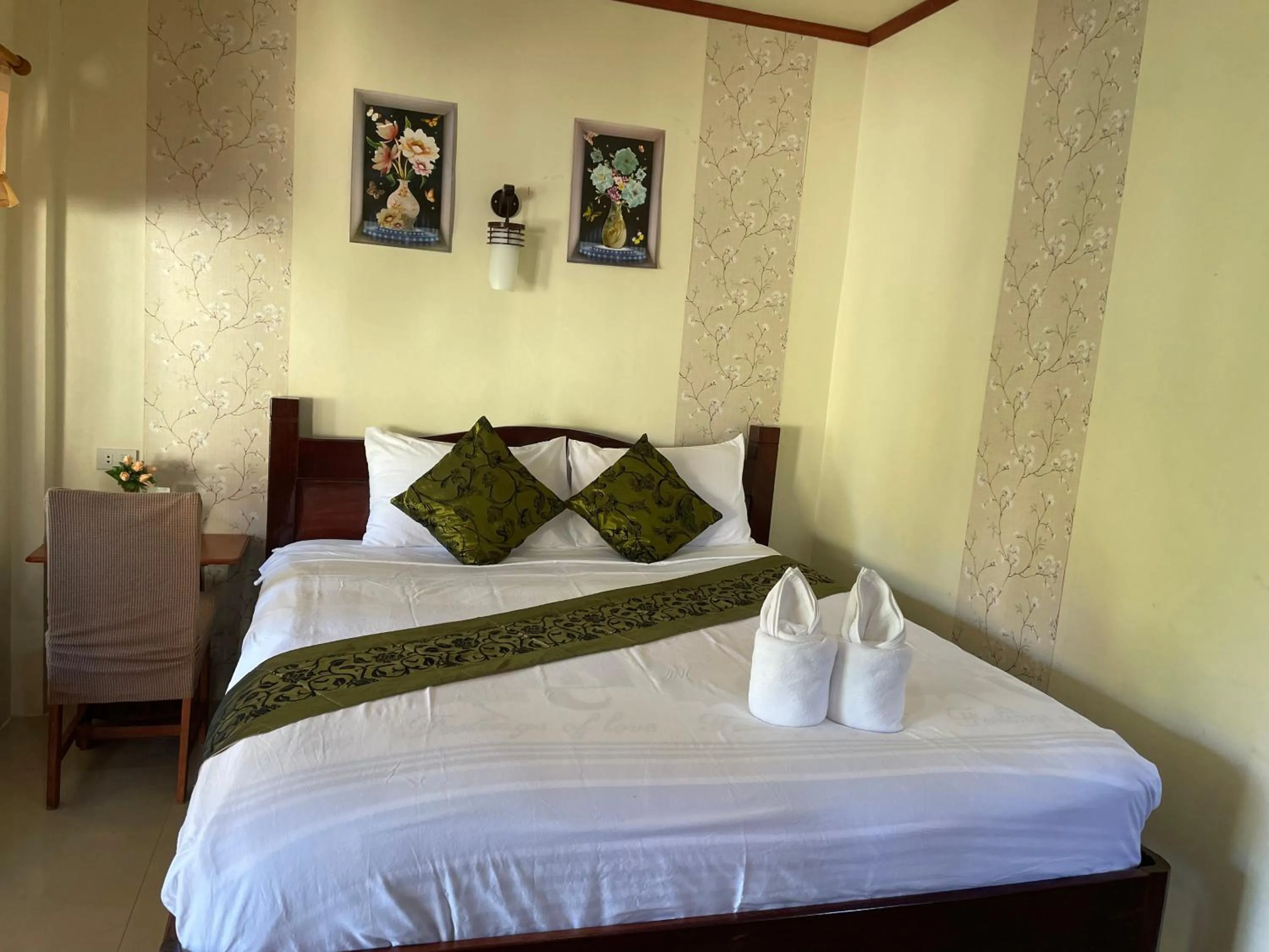 Bed in Starlight Haadrin Resort