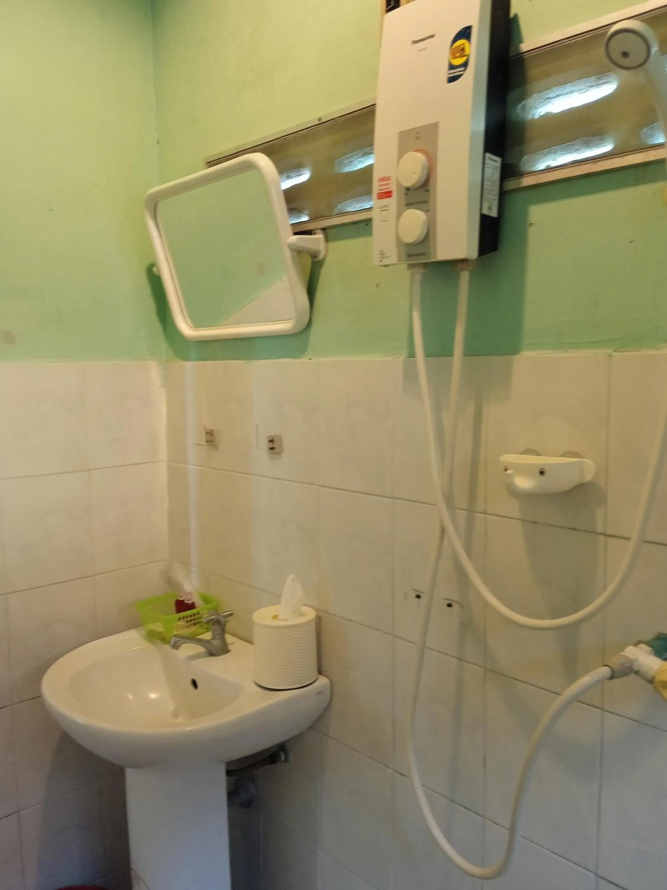 Toilet in Starlight Haadrin Resort