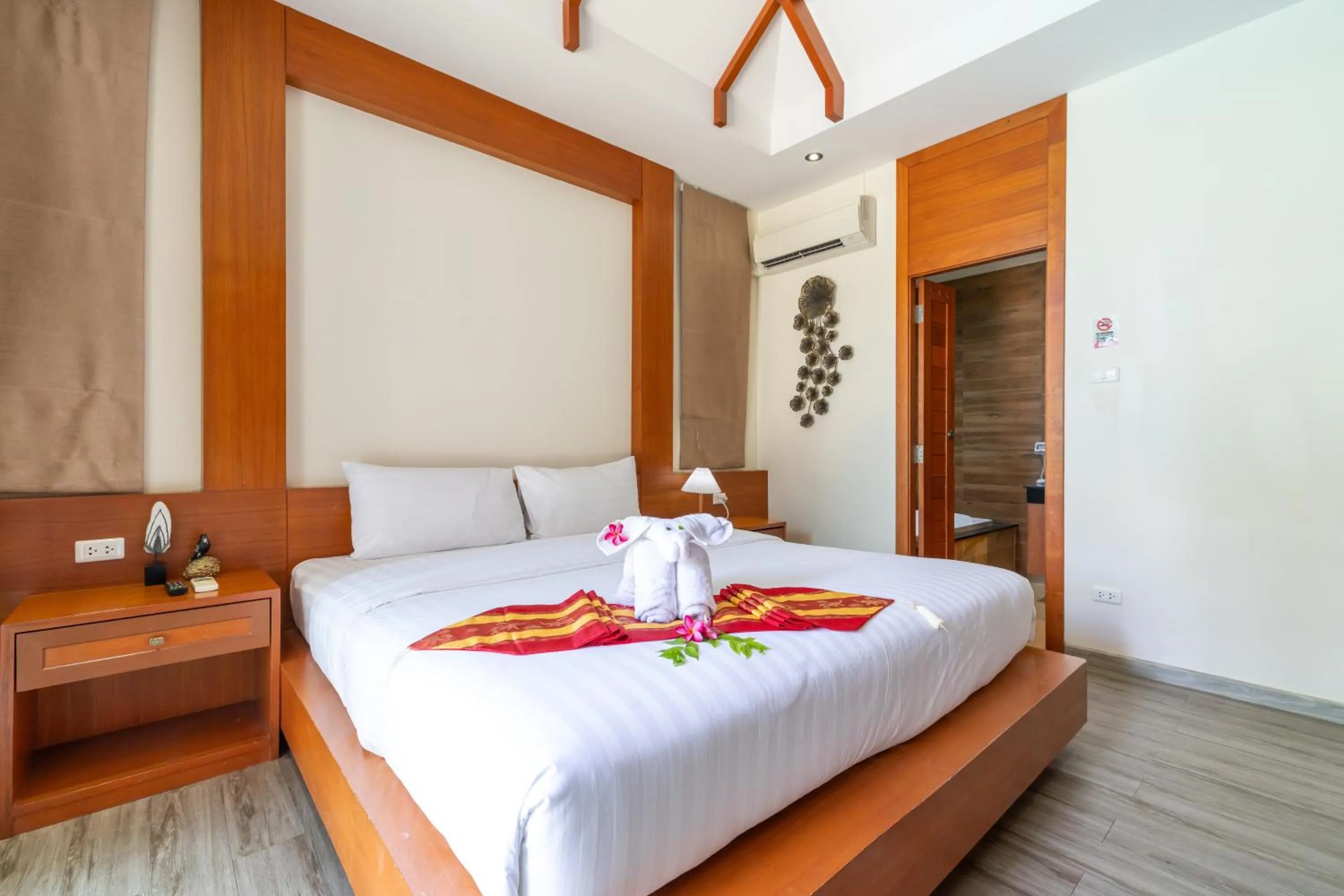 Bed in Phuket Meet Holiday Hotel-Rawai 普吉岛相遇花园度假酒店-拉威店