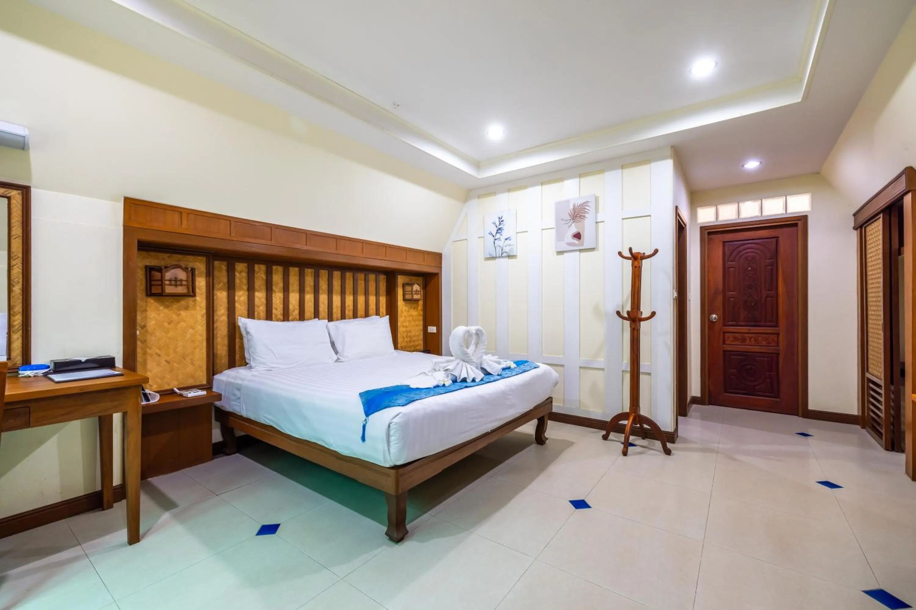 Bed in Phuket Meet Holiday Hotel-Rawai 普吉岛相遇花园度假酒店-拉威店