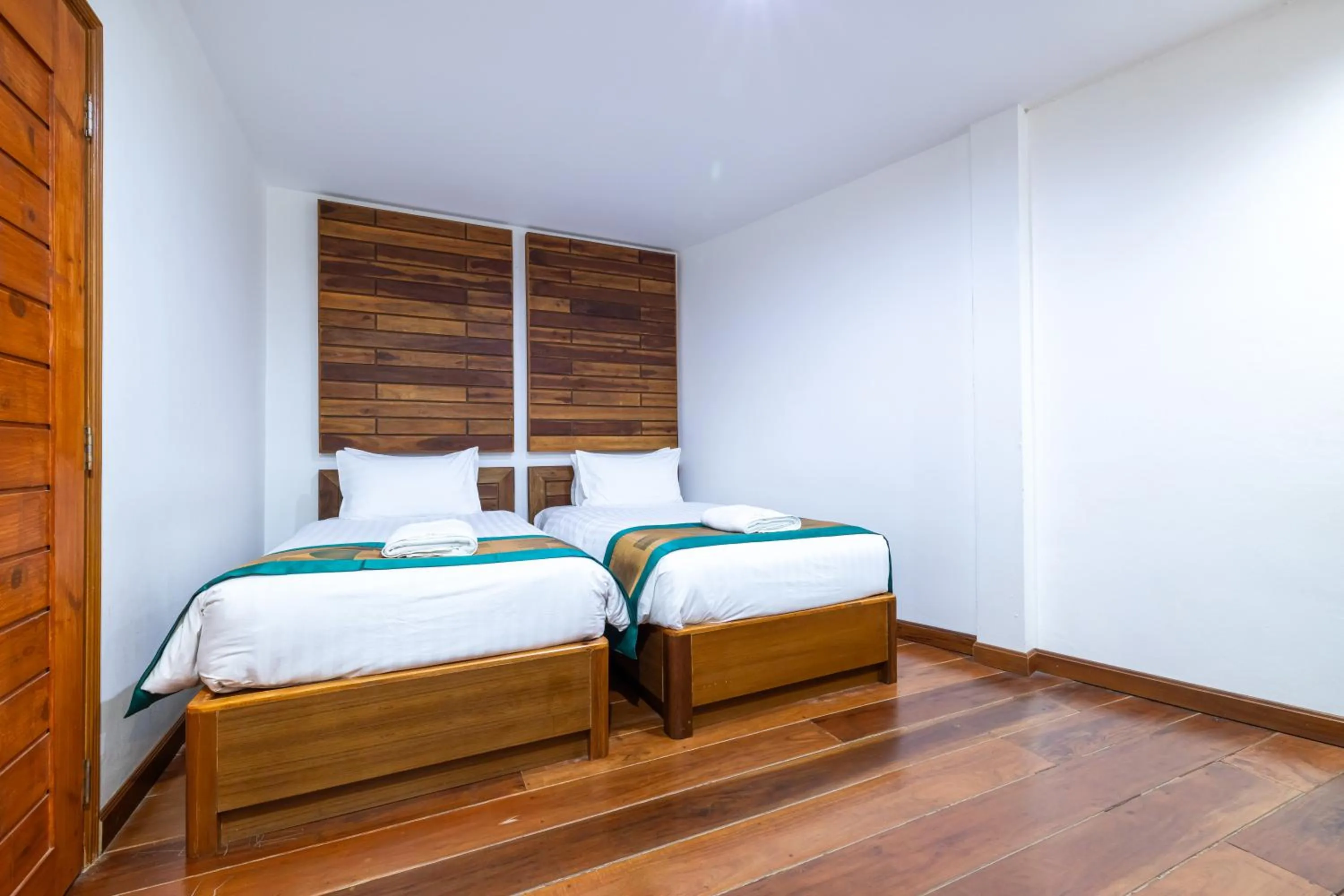 Bed in Phuket Meet Holiday Hotel-Rawai 普吉岛相遇花园度假酒店-拉威店