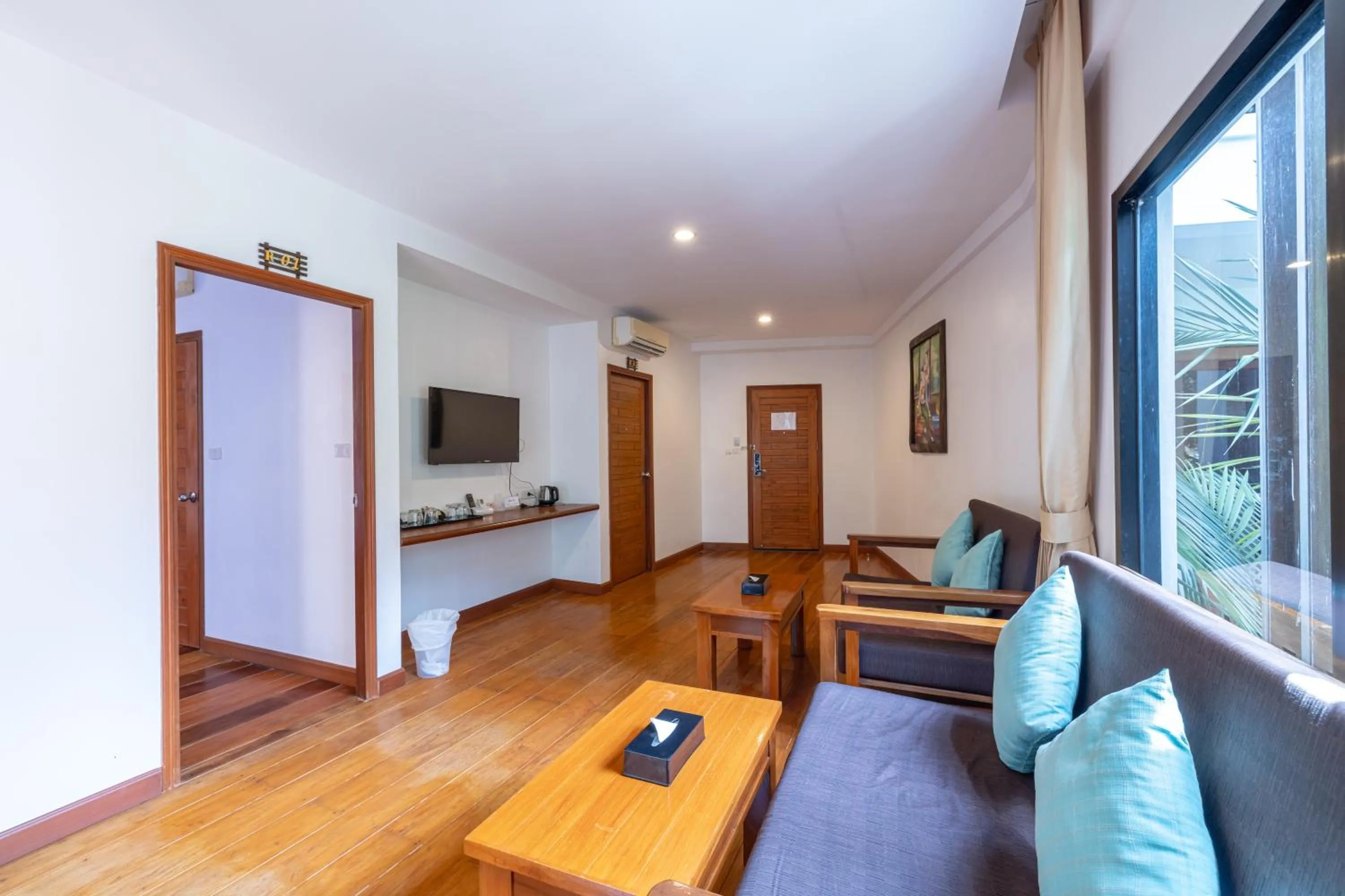 Communal lounge/ TV room in Phuket Meet Holiday Hotel-Rawai 普吉岛相遇花园度假酒店-拉威店