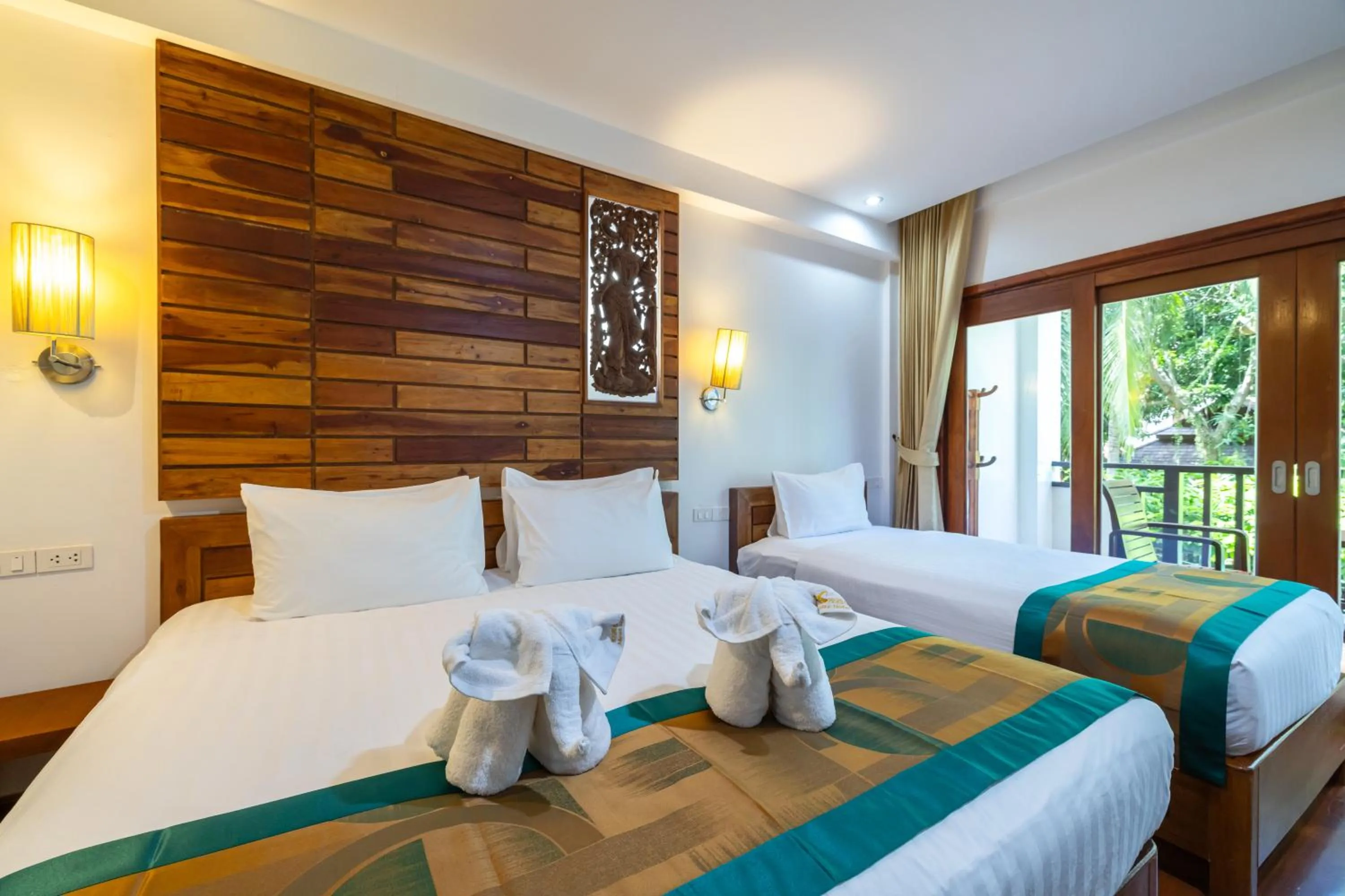 Bed in Phuket Meet Holiday Hotel-Rawai 普吉岛相遇花园度假酒店-拉威店