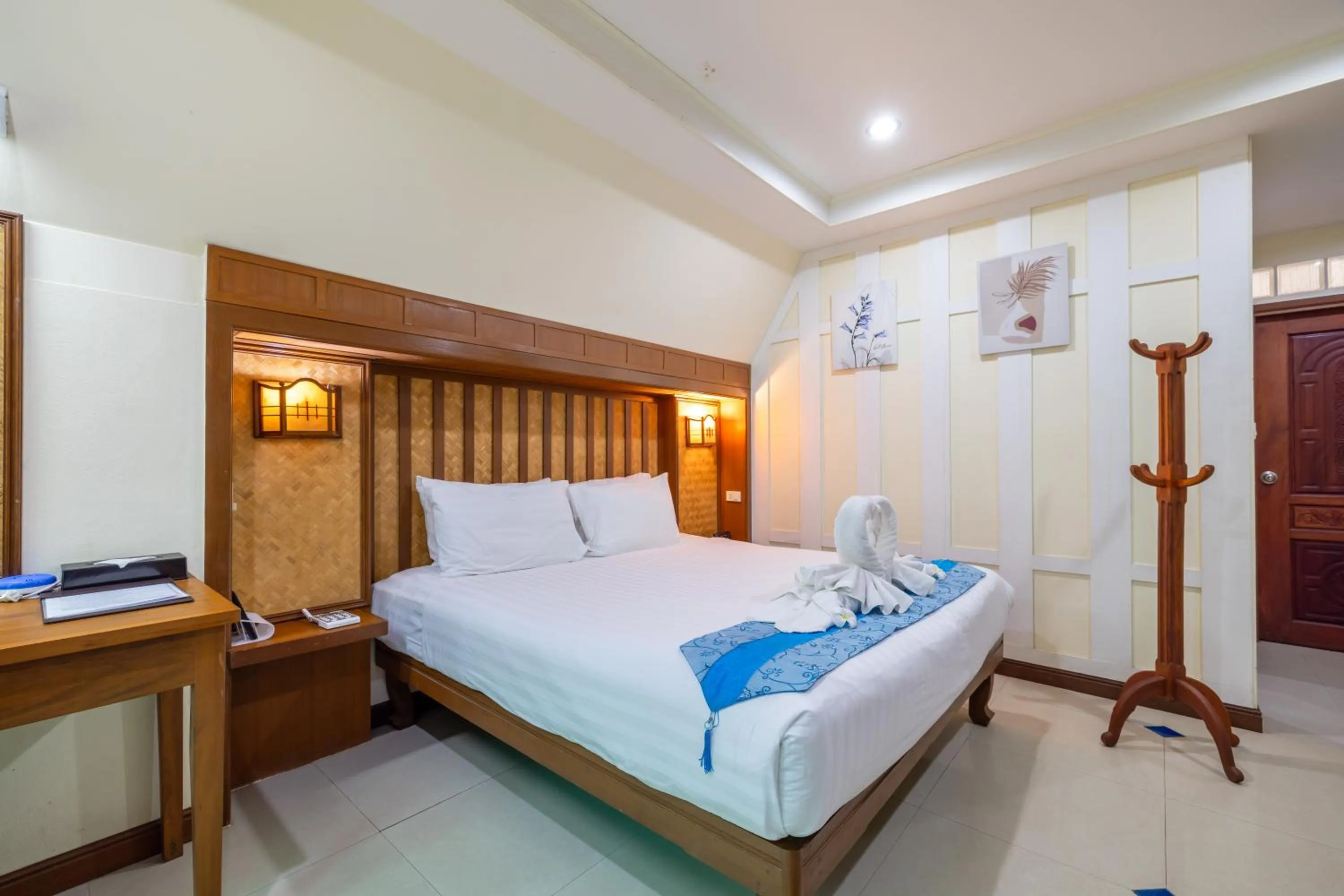Bed in Phuket Meet Holiday Hotel-Rawai 普吉岛相遇花园度假酒店-拉威店