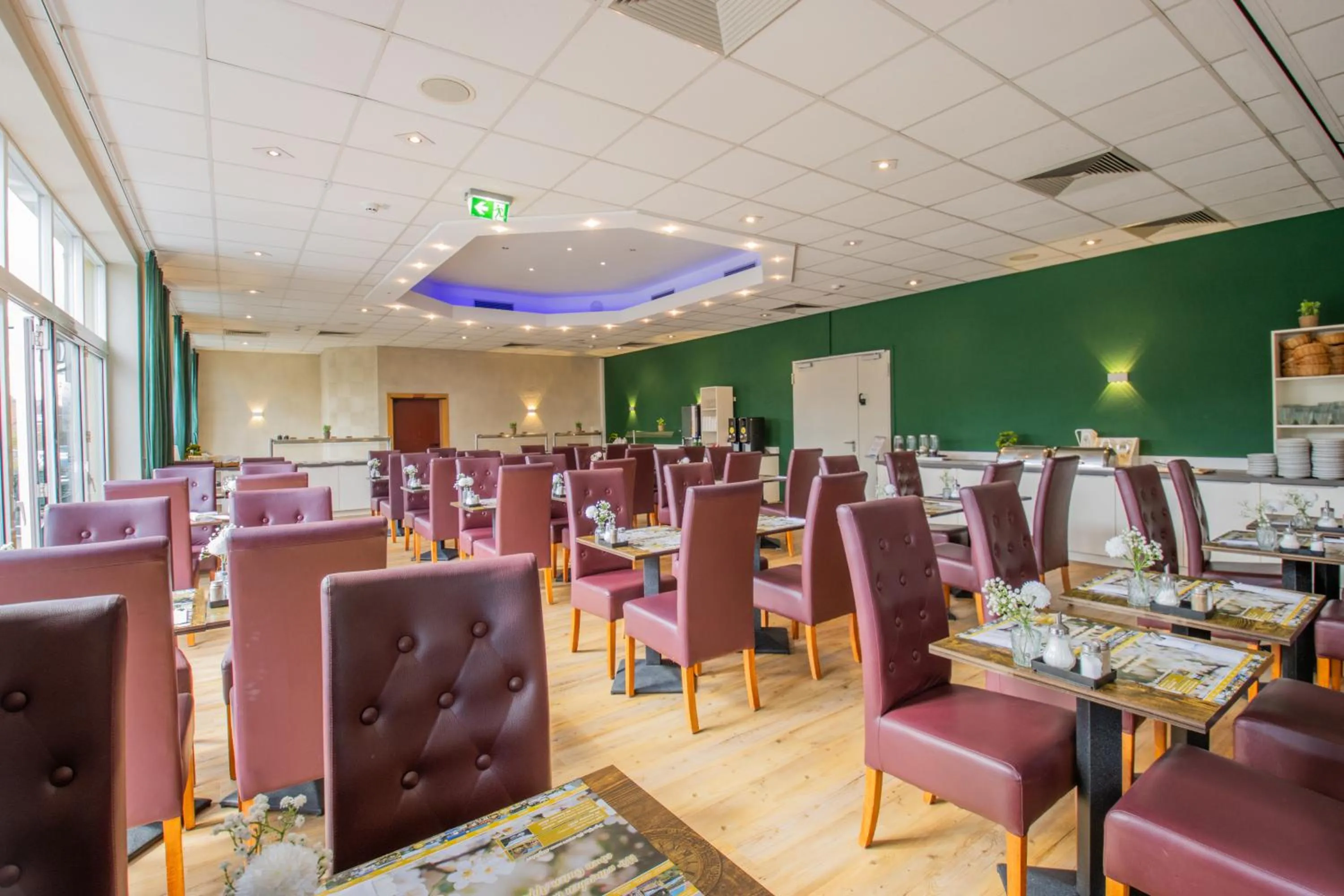 Restaurant/places to eat in Seehotel Brandenburg an der Havel