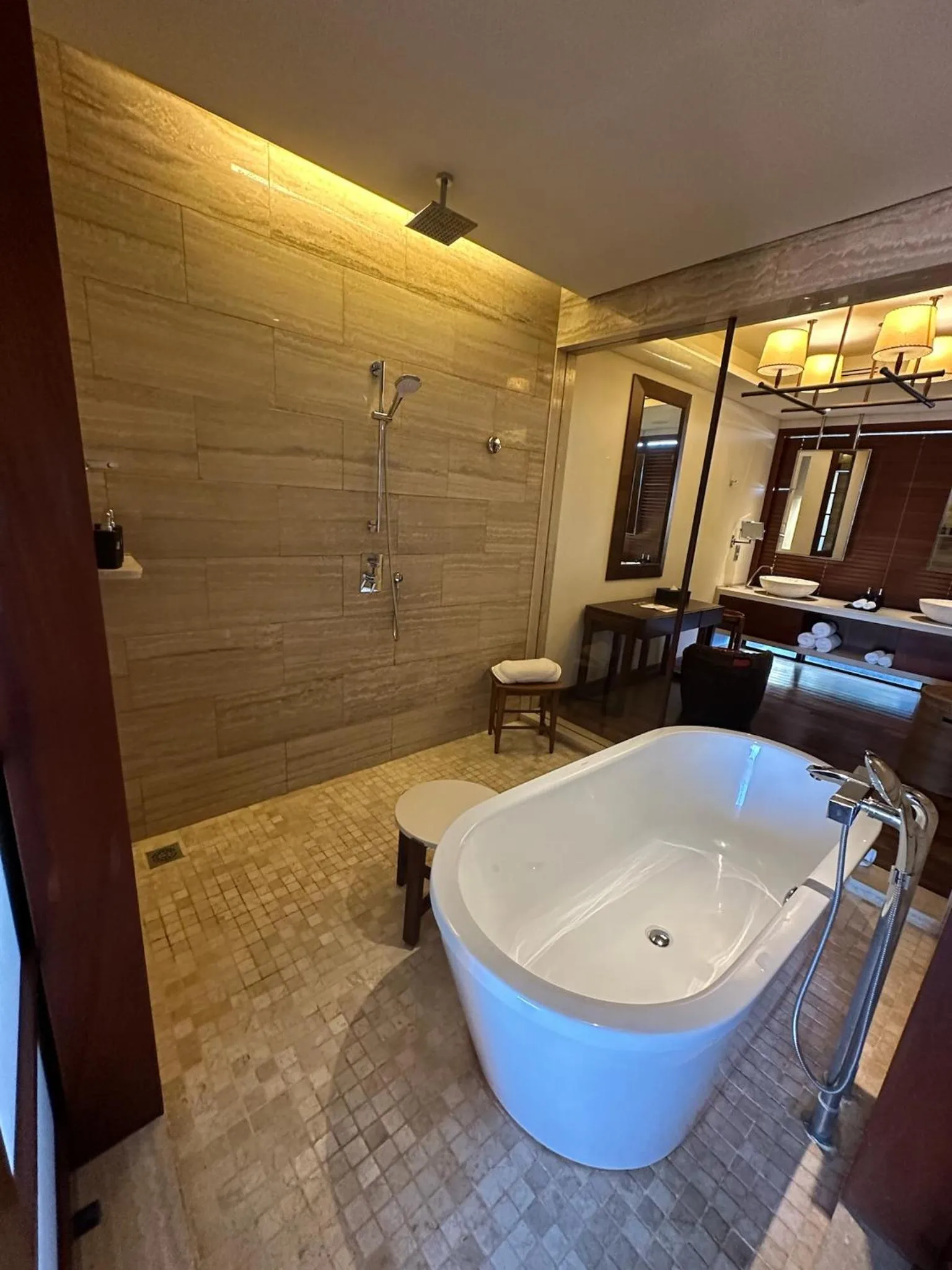 Shower in Le Jadis Beach Resort & Wellness - Managed by Banyan Tree Hotels & Resorts