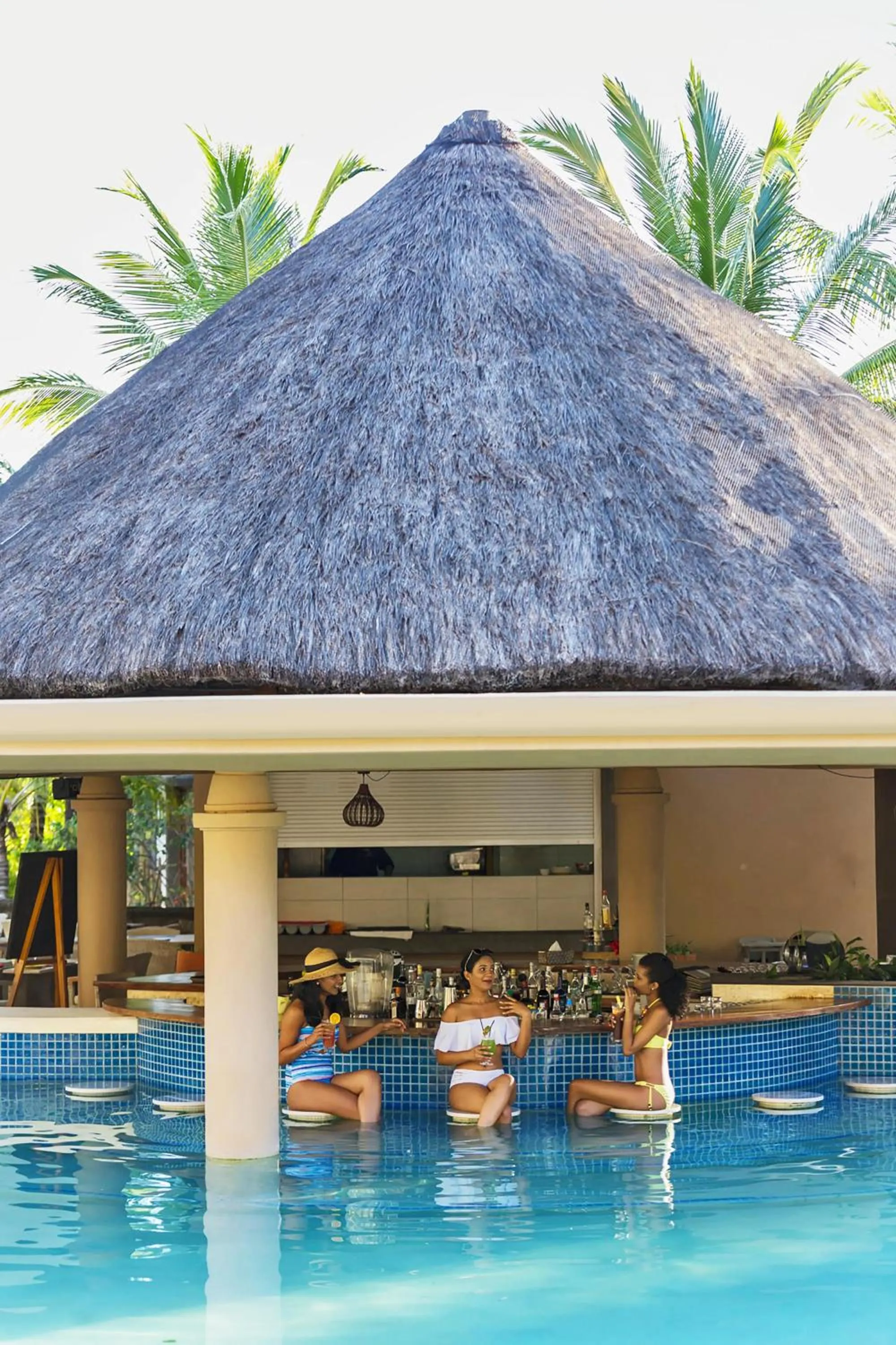 Lounge or bar in Le Jadis Beach Resort & Wellness - Managed by Banyan Tree Hotels & Resorts