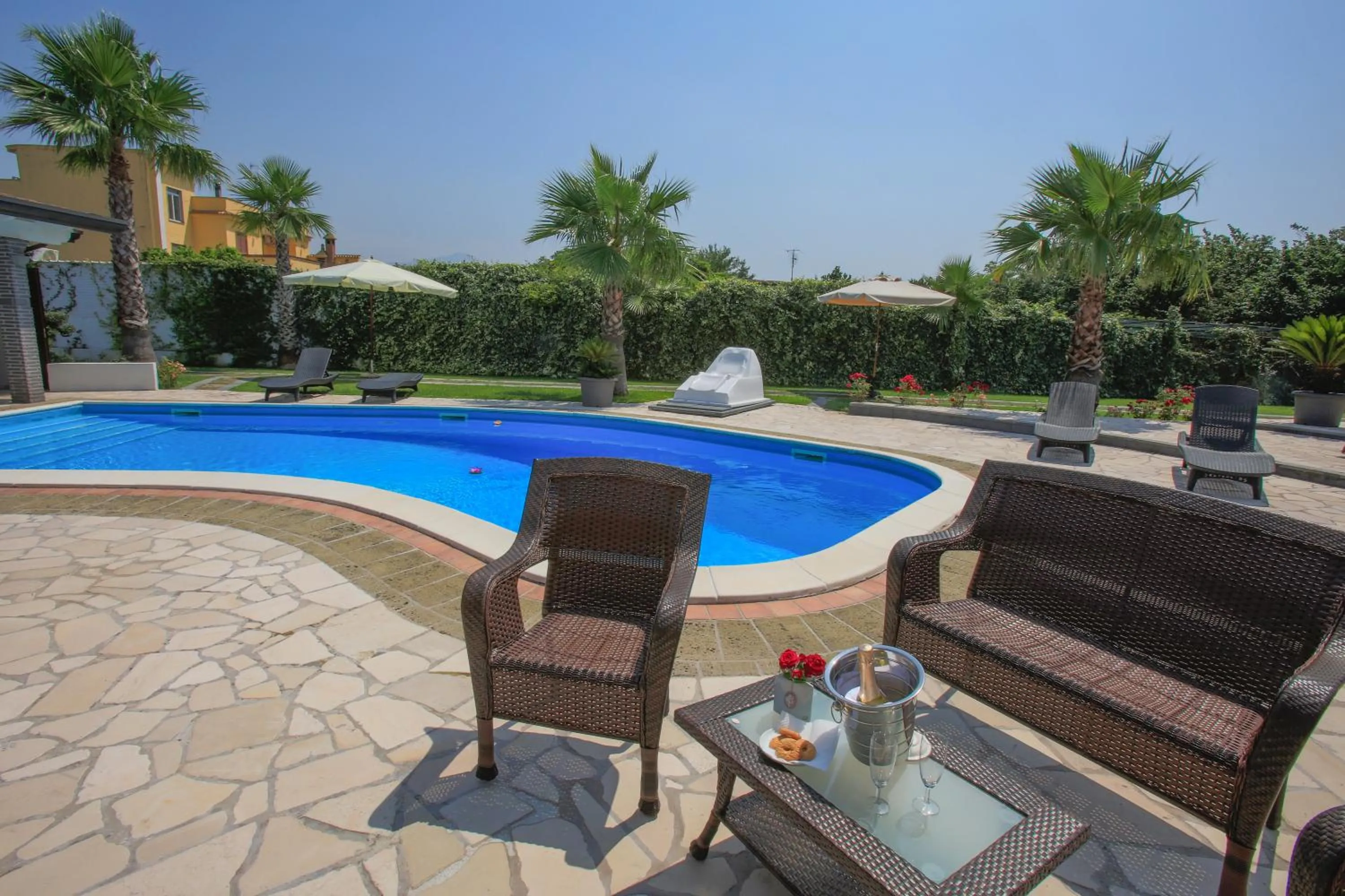 Swimming pool in Hotel la Fenice