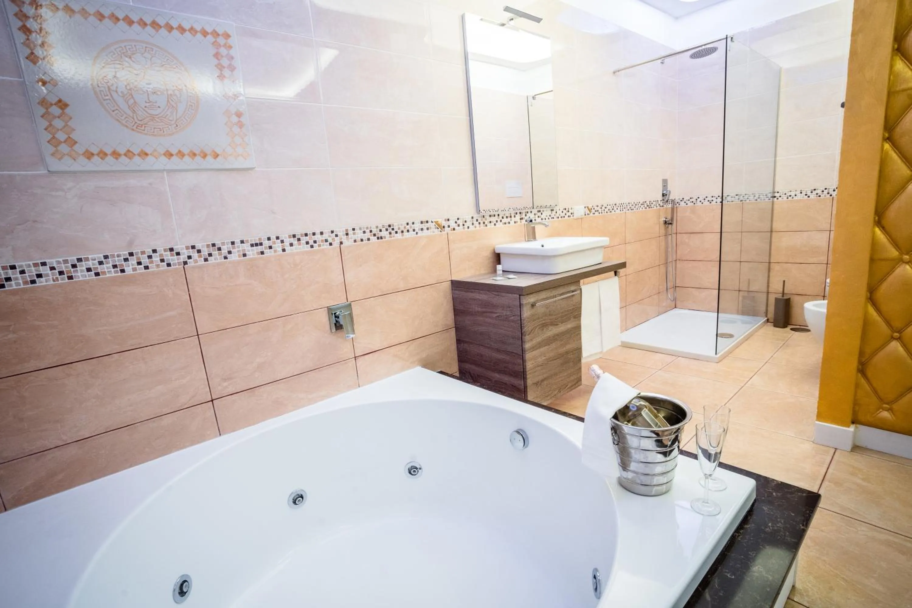 Bath in Hotel la Fenice