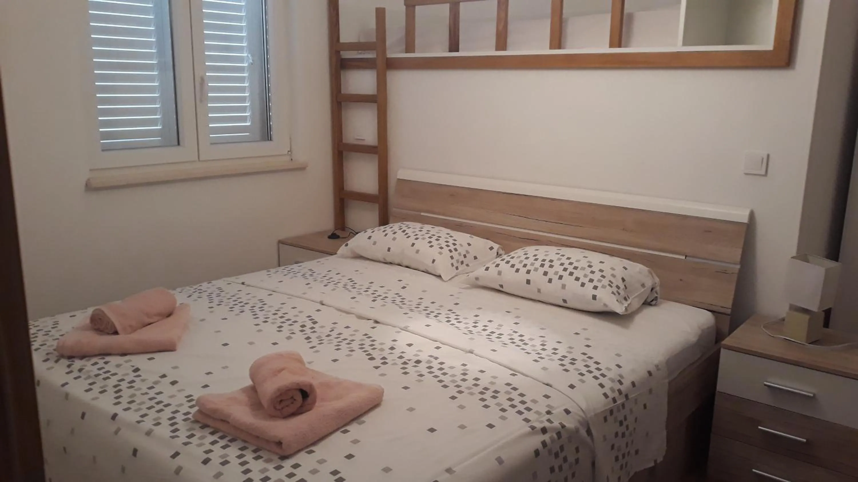 Bed in Apartments Juliet