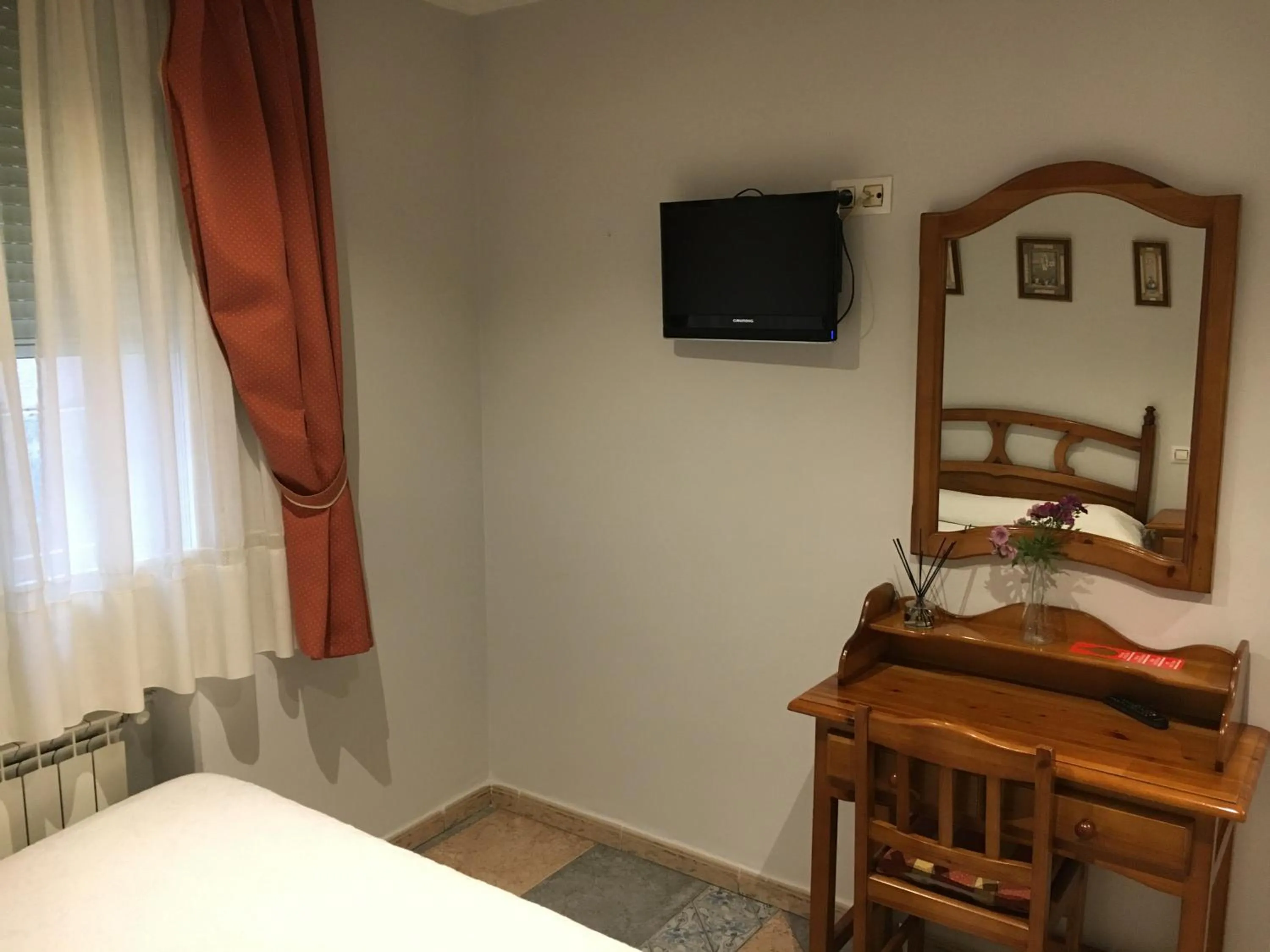 Double Room in Hostal El Pinar
