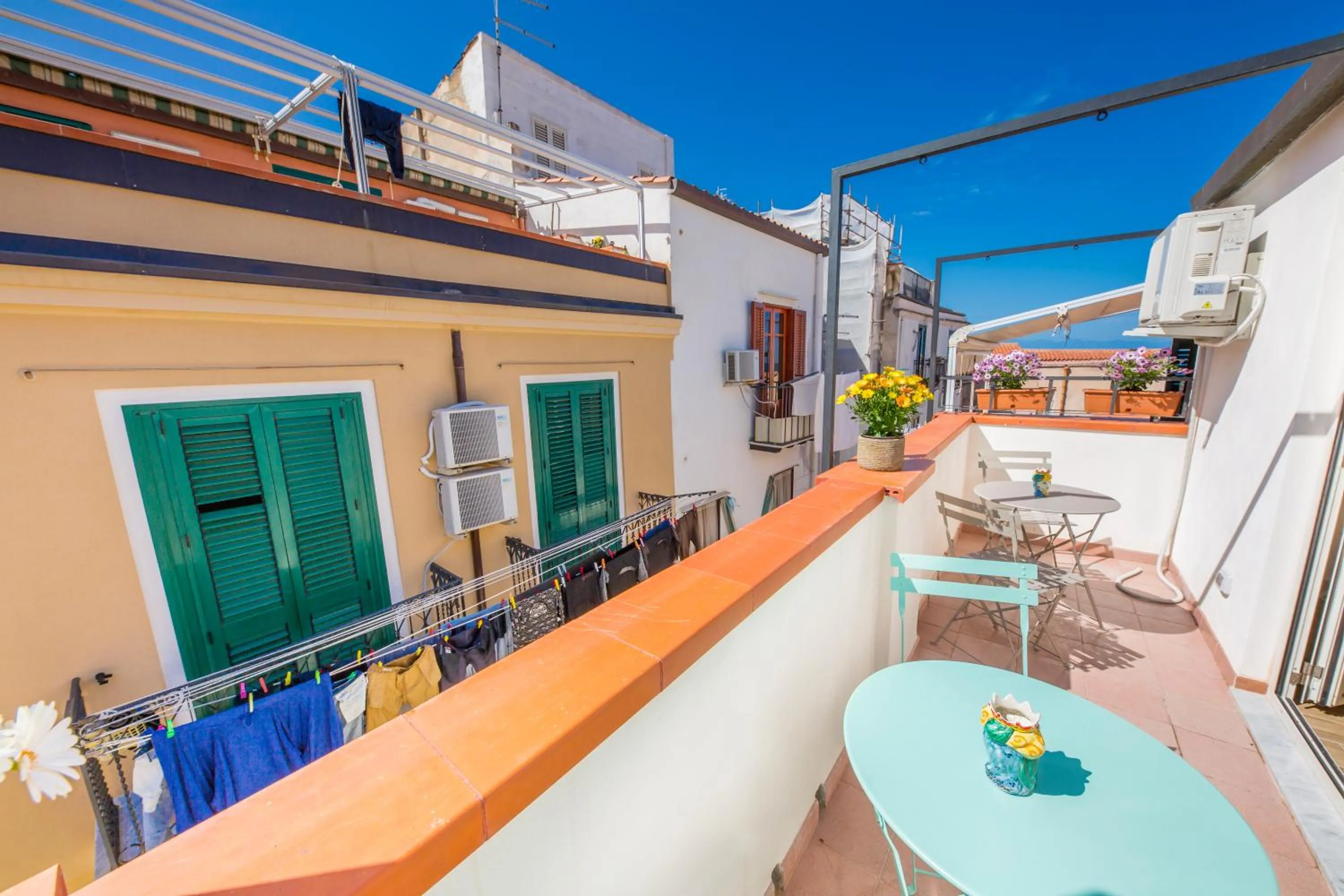 Property building in Dafni e Naide