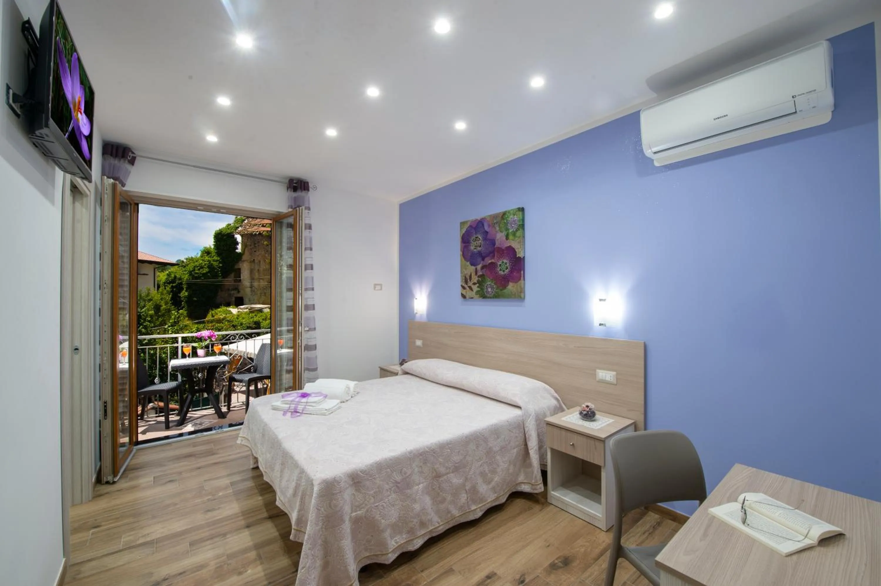 Balcony/Terrace, Bed in B&B Il Girasole