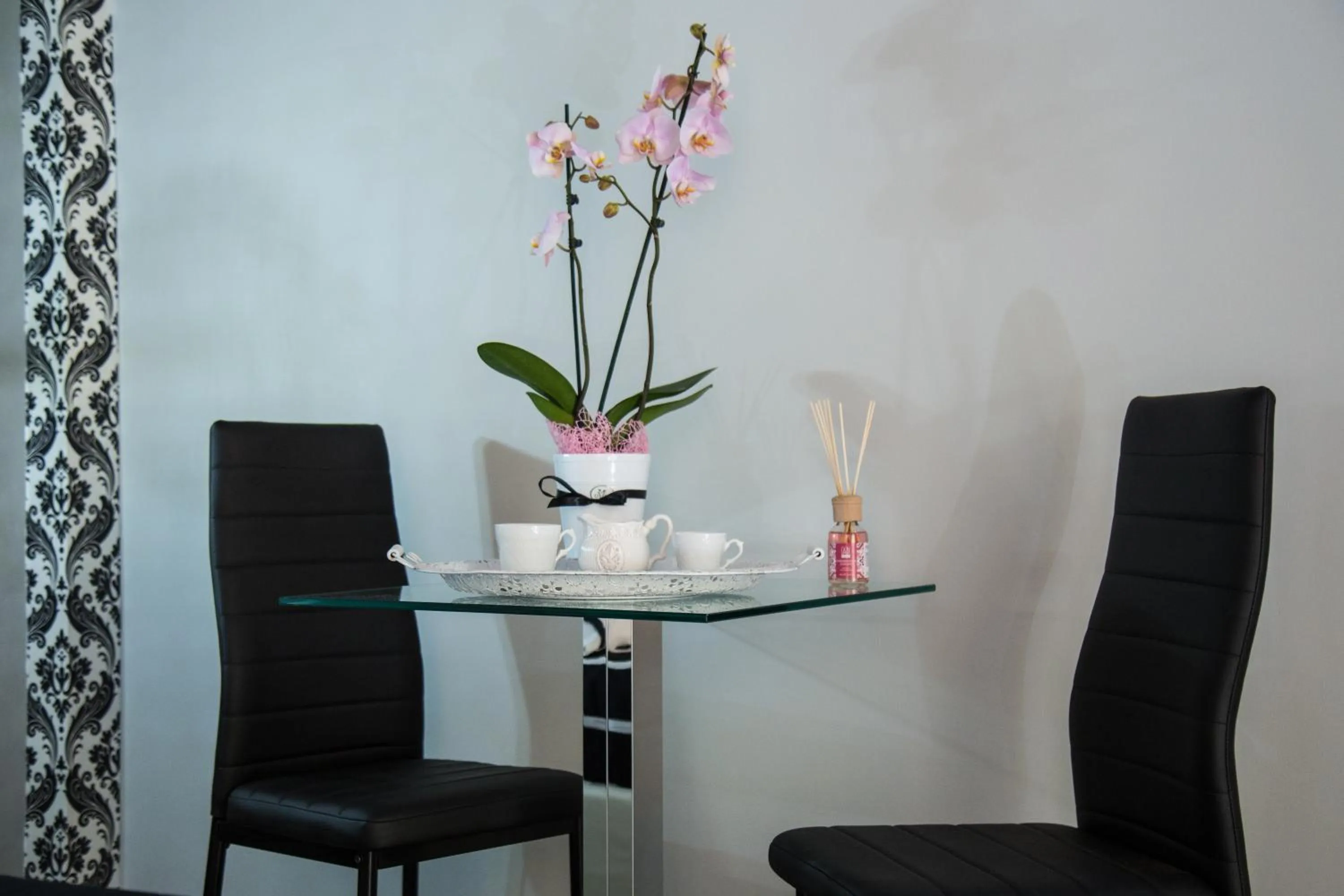 Coffee/tea facilities in Art in B&B