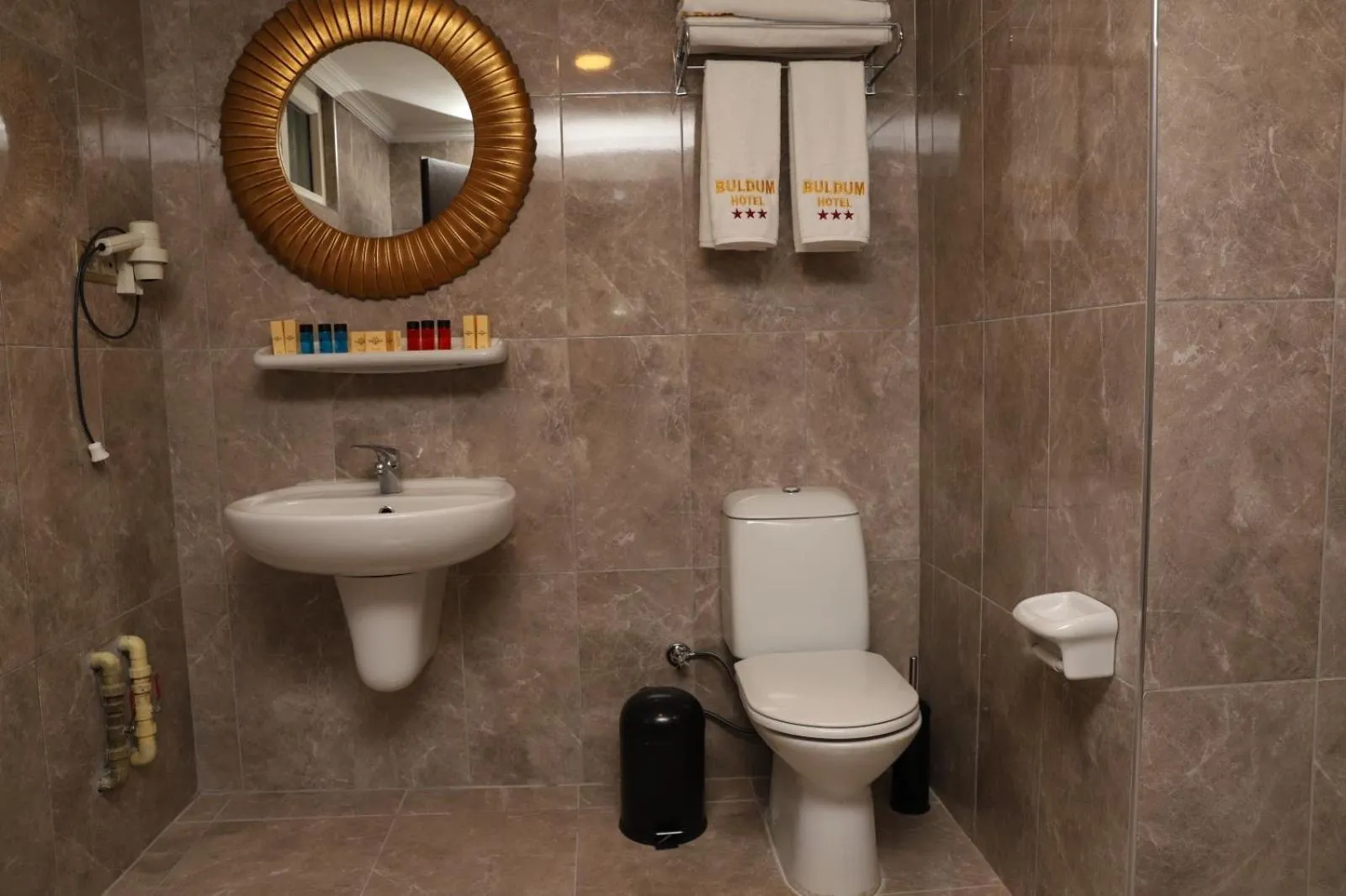 Bathroom in Buldum Otel