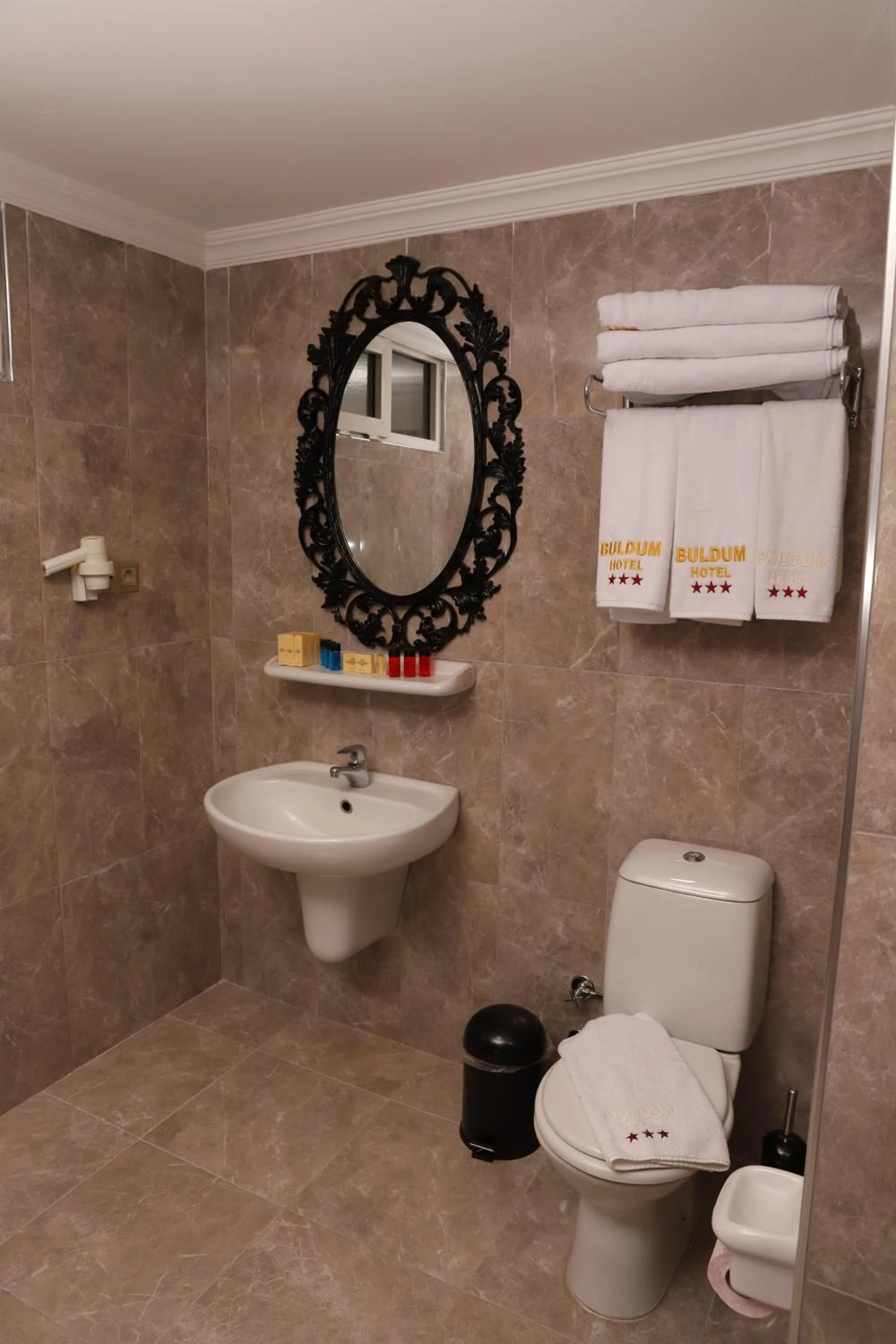 Bathroom in Buldum Otel