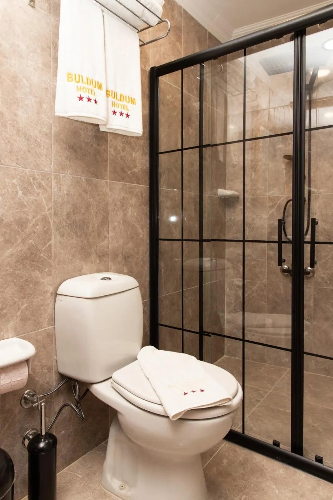 Bathroom in Buldum Otel