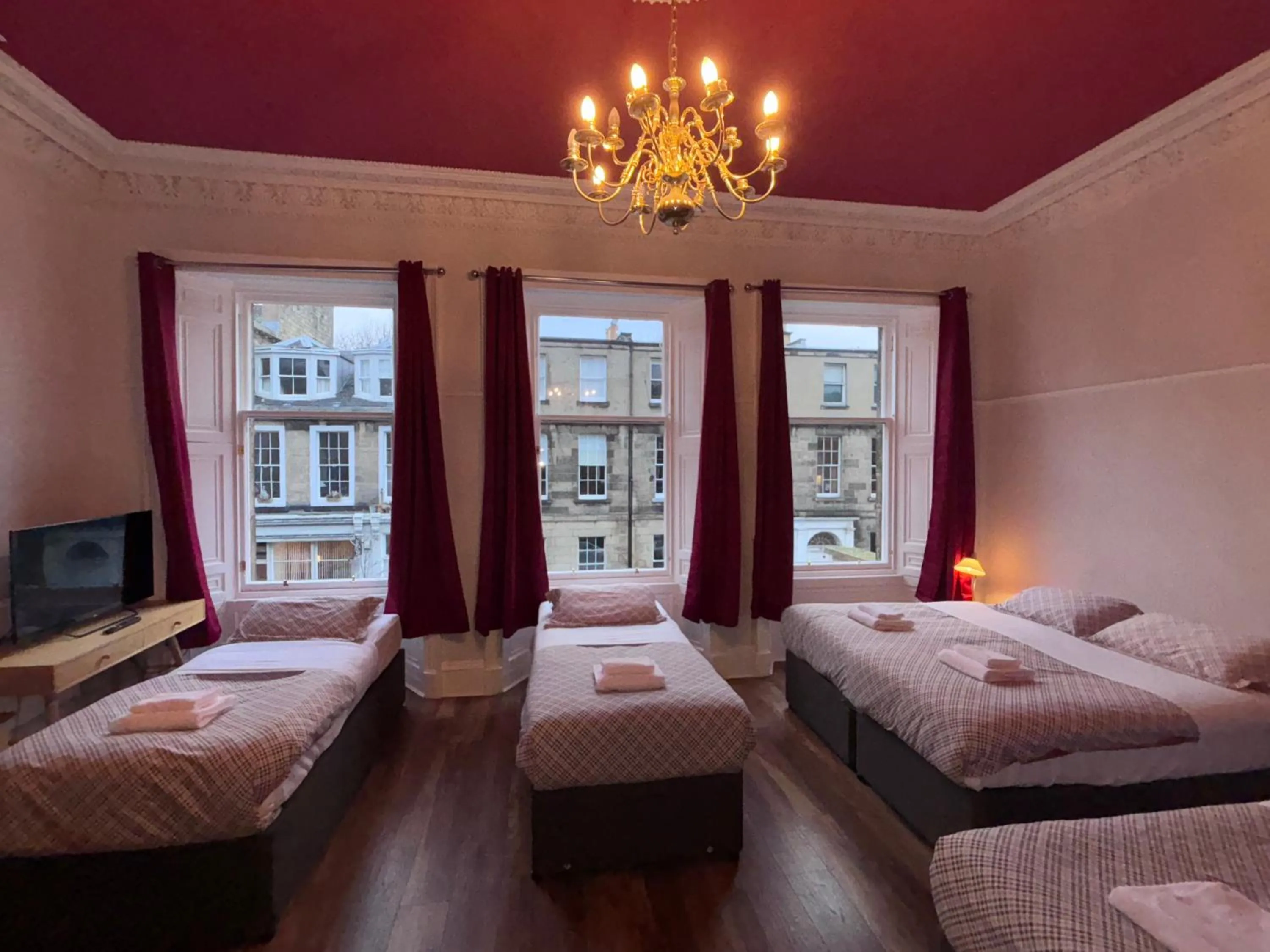 Bedroom, Bed in Regent House Hotel - City Centre Hotel