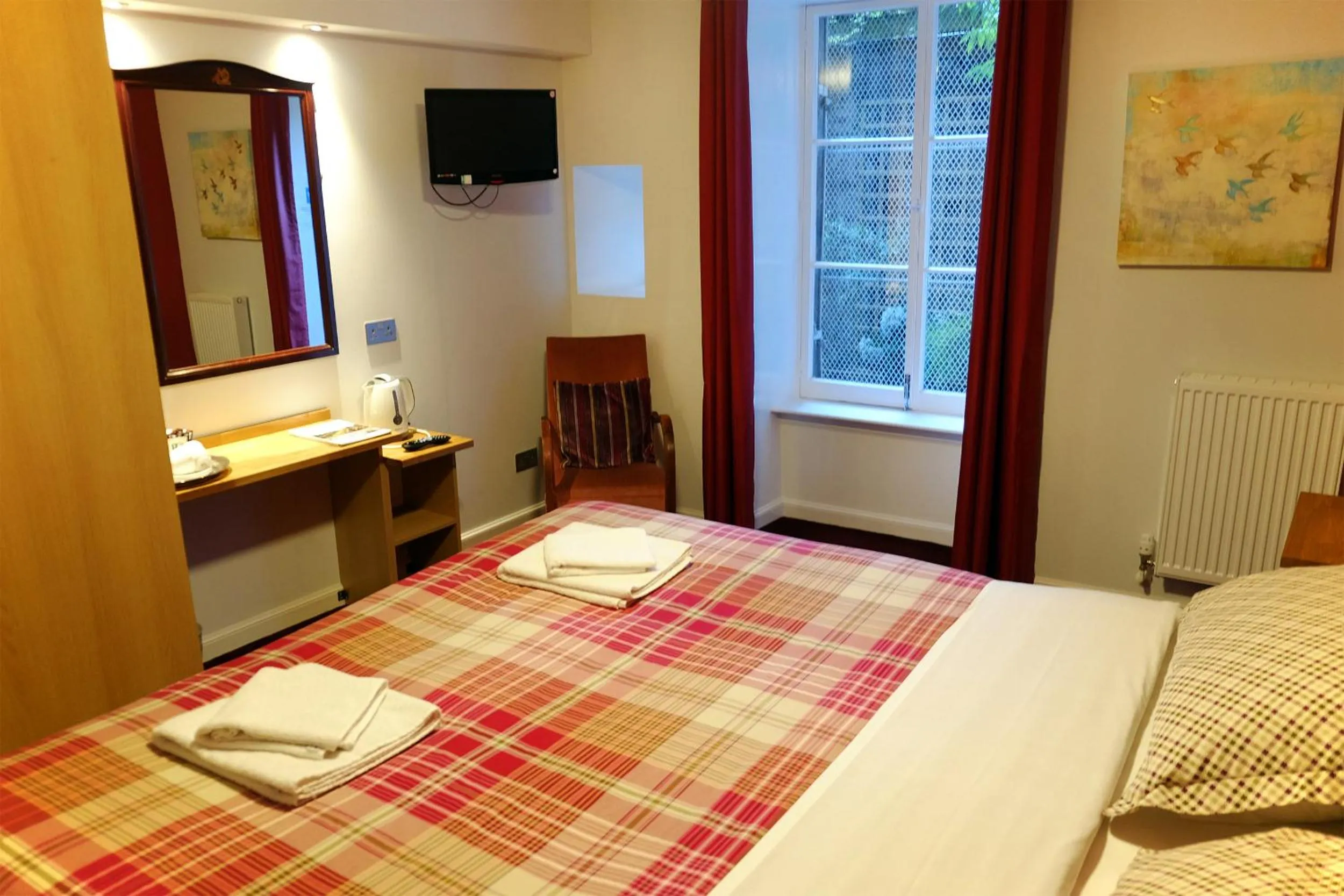 Bedroom, Bed in Regent House Hotel - City Centre Hotel