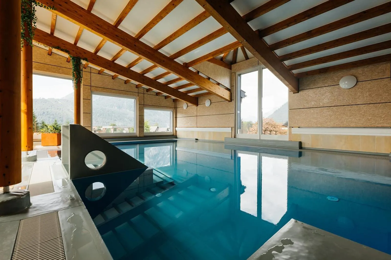Swimming pool in Appartements Gladbach