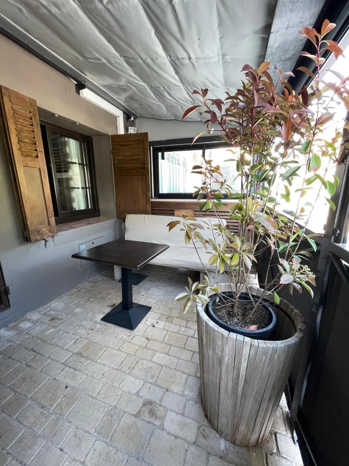 Patio in Hotel B Lodge