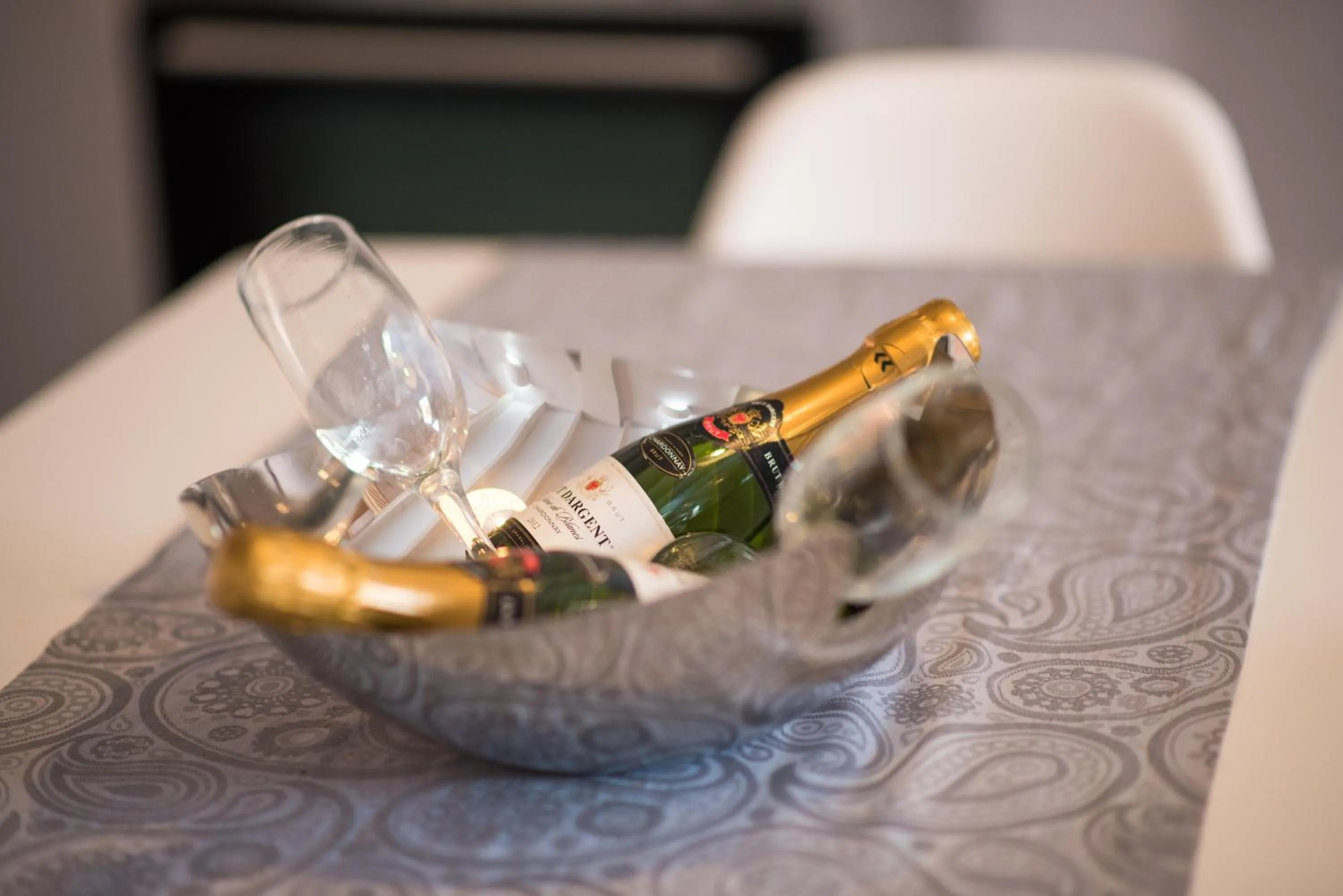 Dining area in Kavos Plaza Hotel