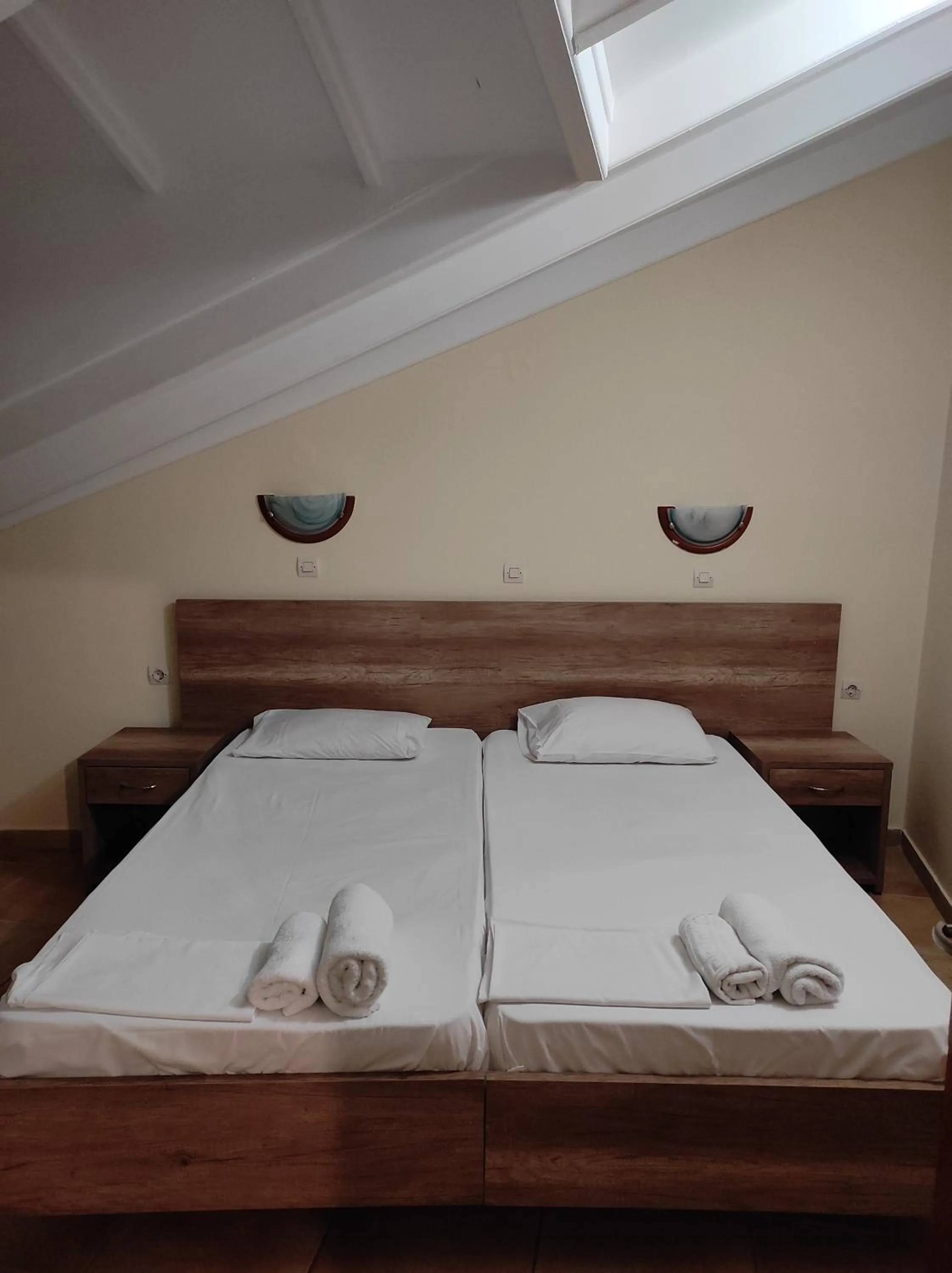 Bed in Kavos Plaza Hotel