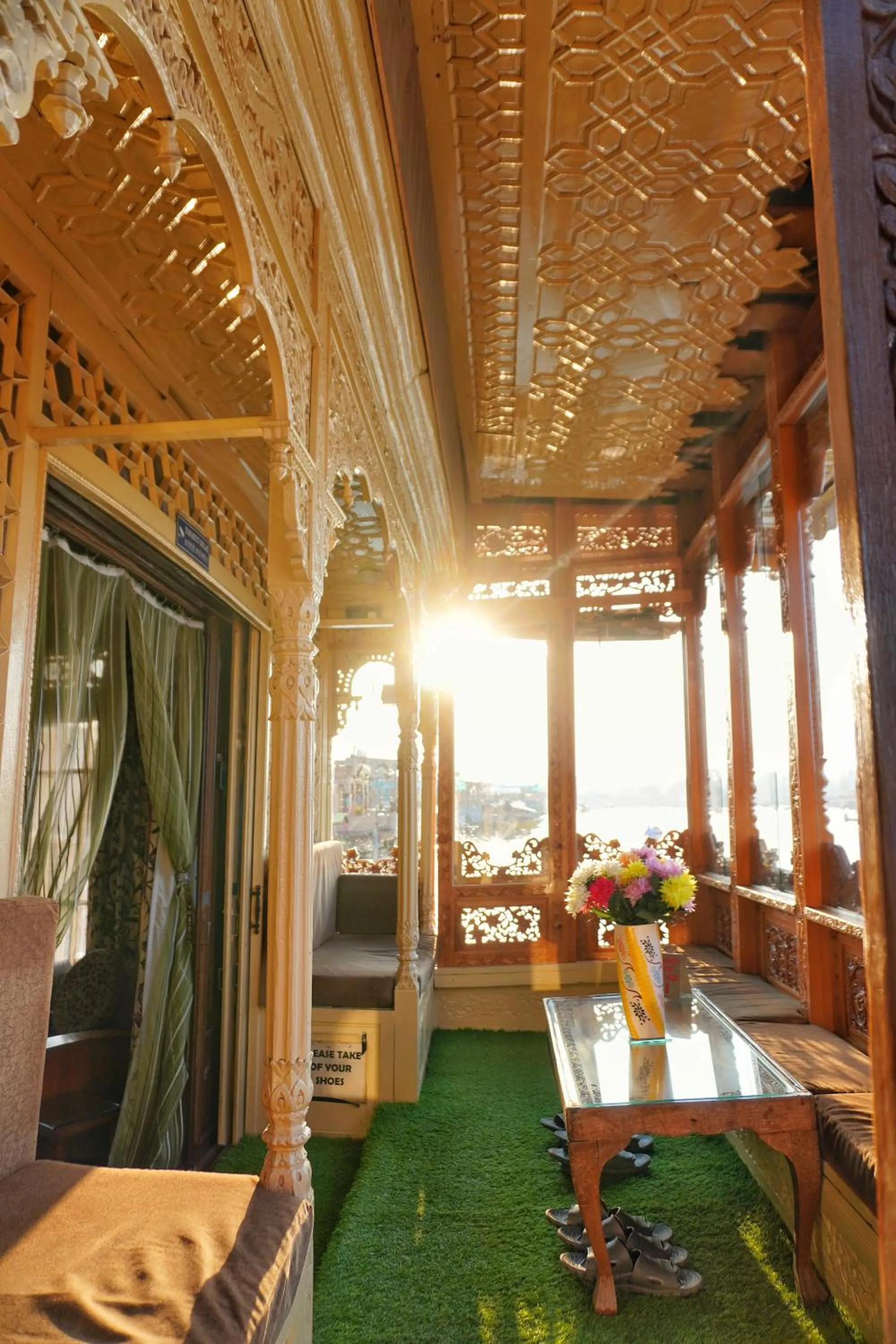 Seating area in Swan Group of Houseboats, Golden Dal Lake