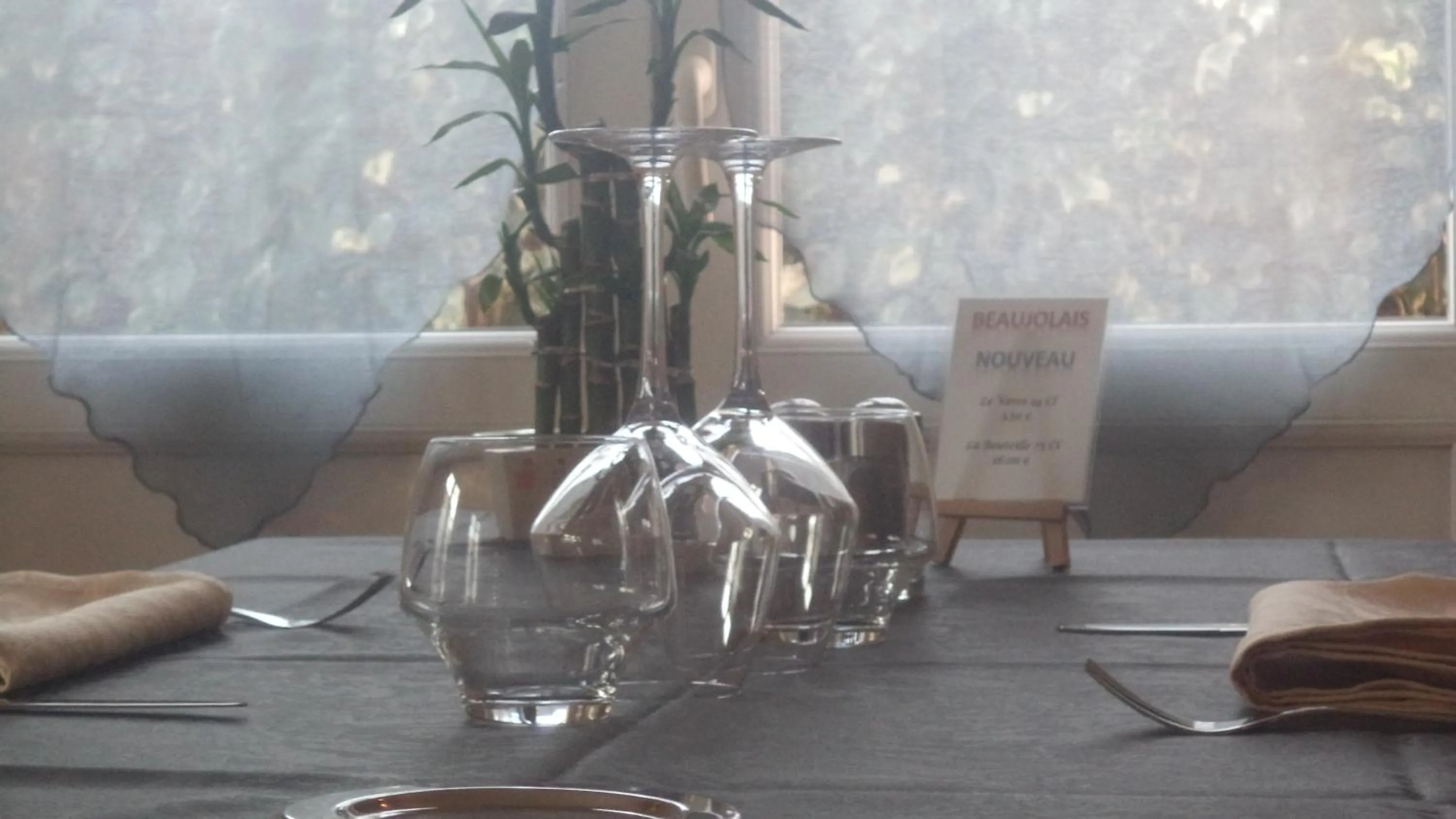 Restaurant/places to eat in Logis Hotel Des Voyageurs Restaurant La Bonne Tabl'Hay