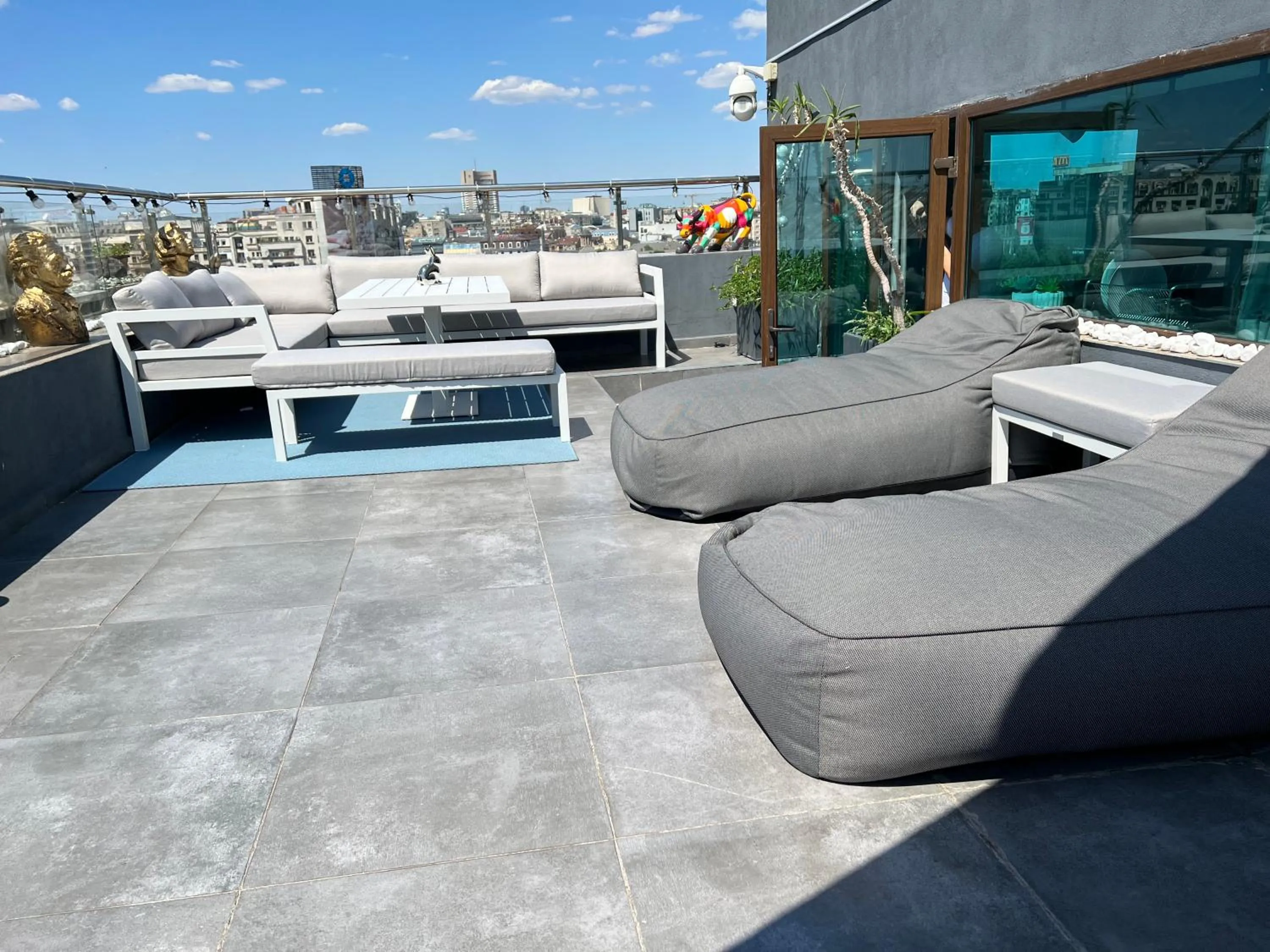 PENTHOUSE GROUP 4 Apartments